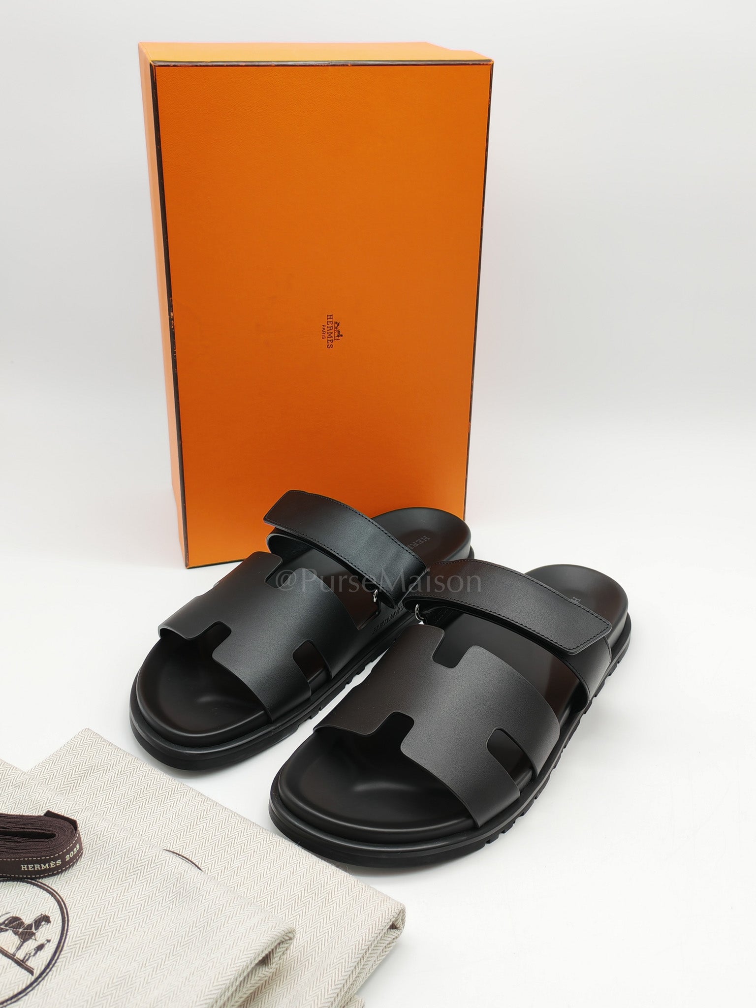 Chypre Sandals in Noir/Black Calfskin Leather Size 10 US|43 EU|28cm