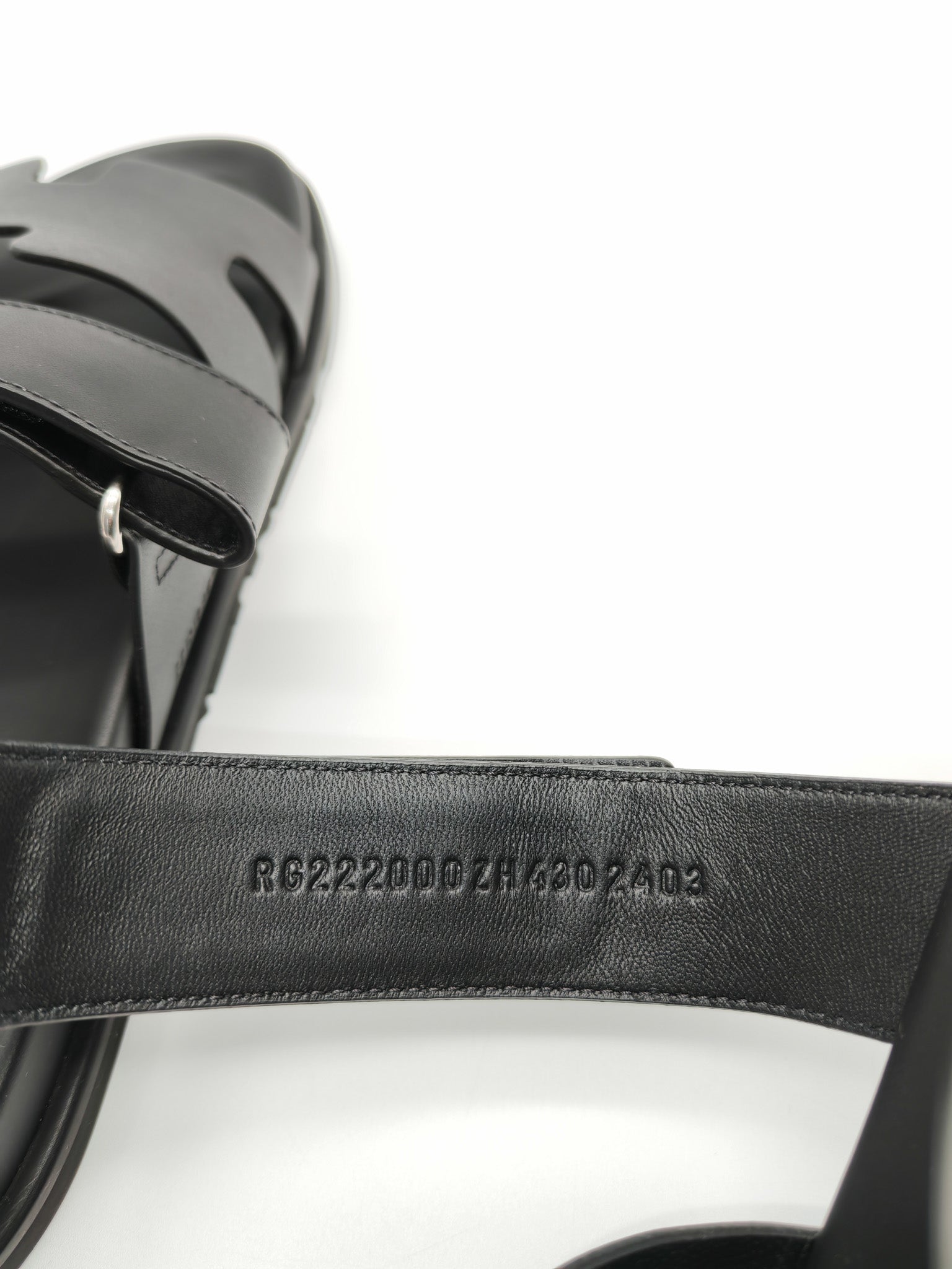 Chypre Sandals in Noir/Black Calfskin Leather Size 10 US|43 EU|28cm