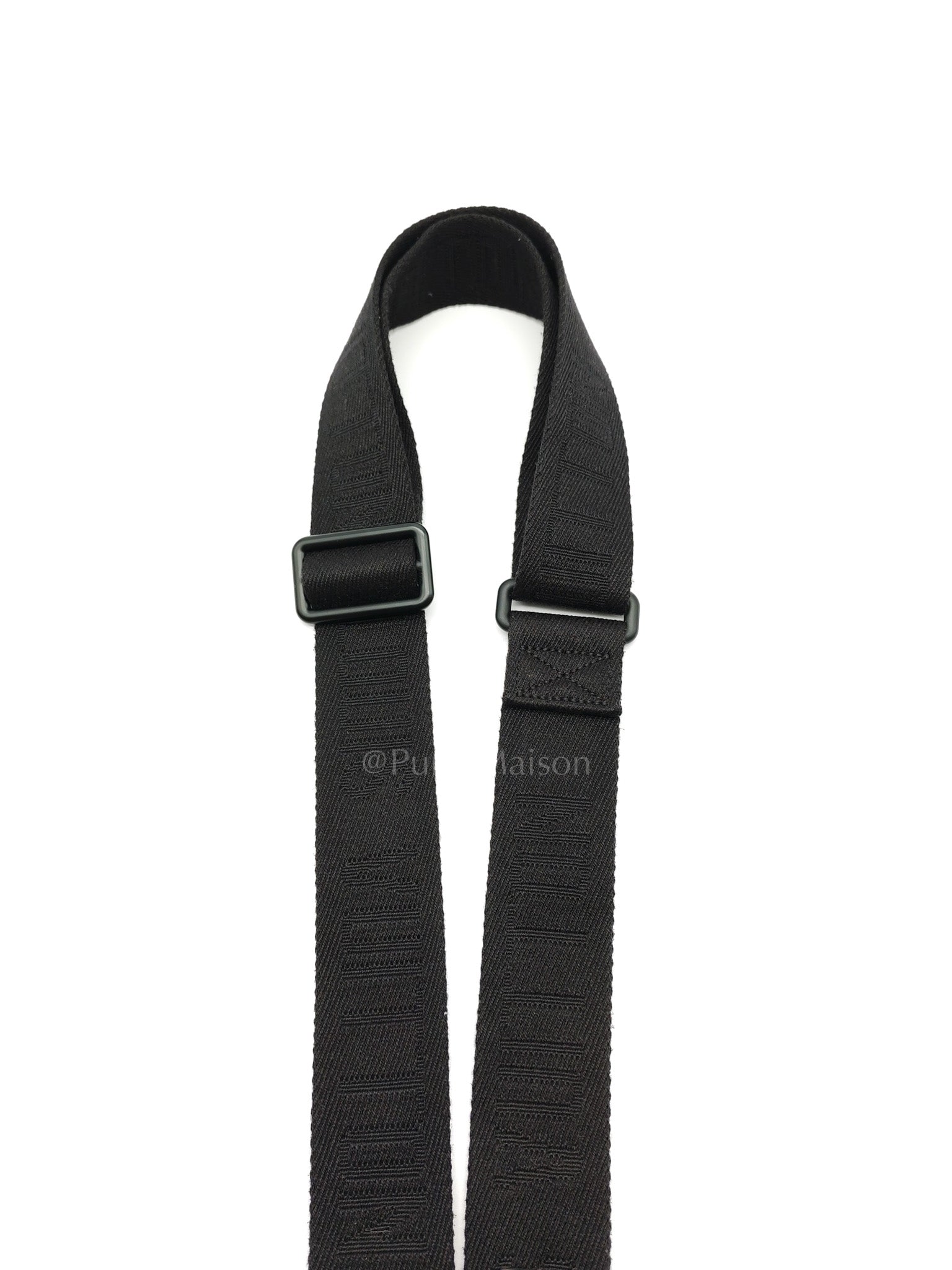 Alpha Wearable Wallet Aerogram in Black Grained Calfskin Leather Crossbody Bag (Microchip)