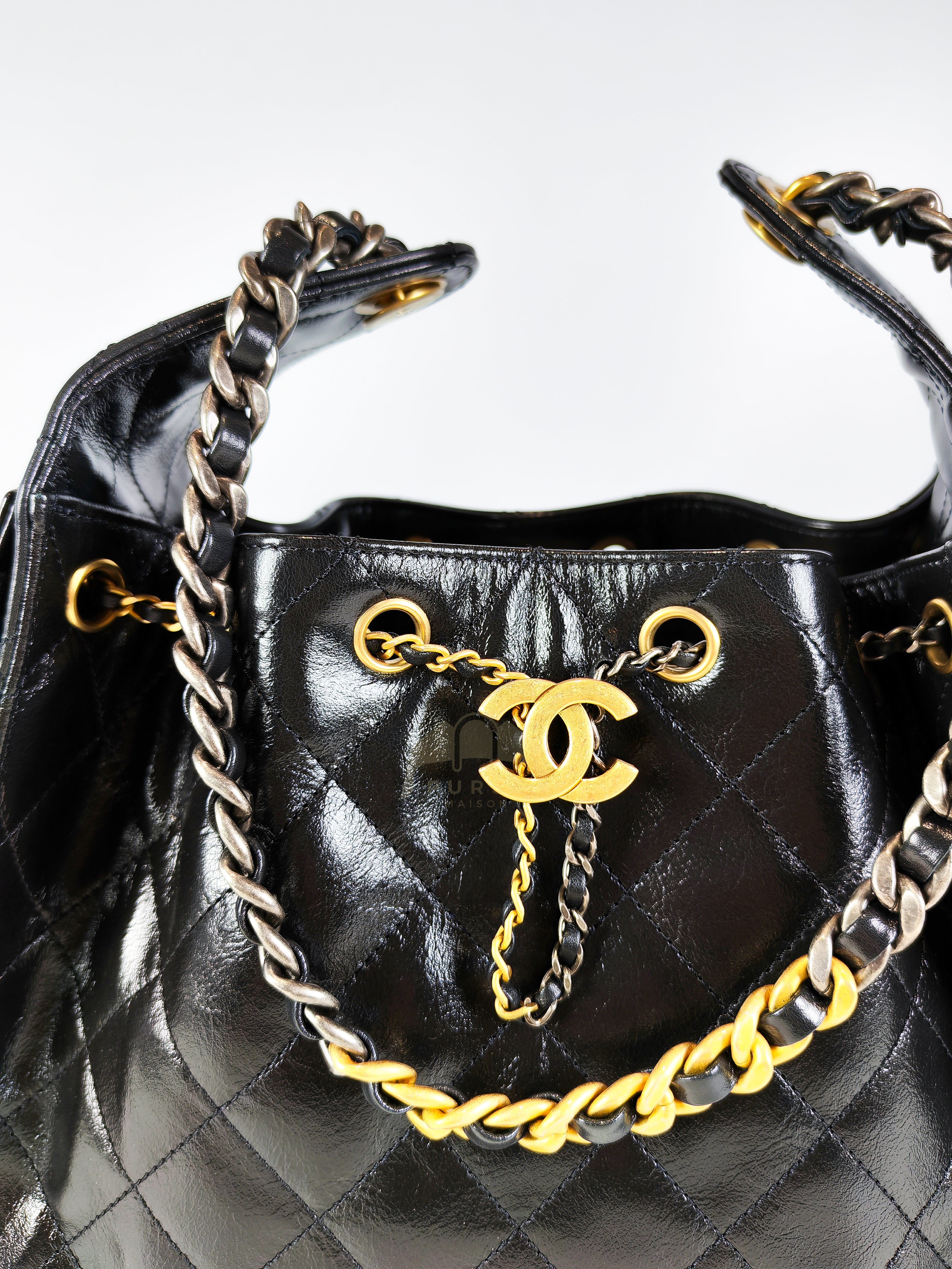 C25 Small in Black Shiny Calfskin Leather and Mixed Hardware (Microchip) | Purse Maison Luxury Bags Shop