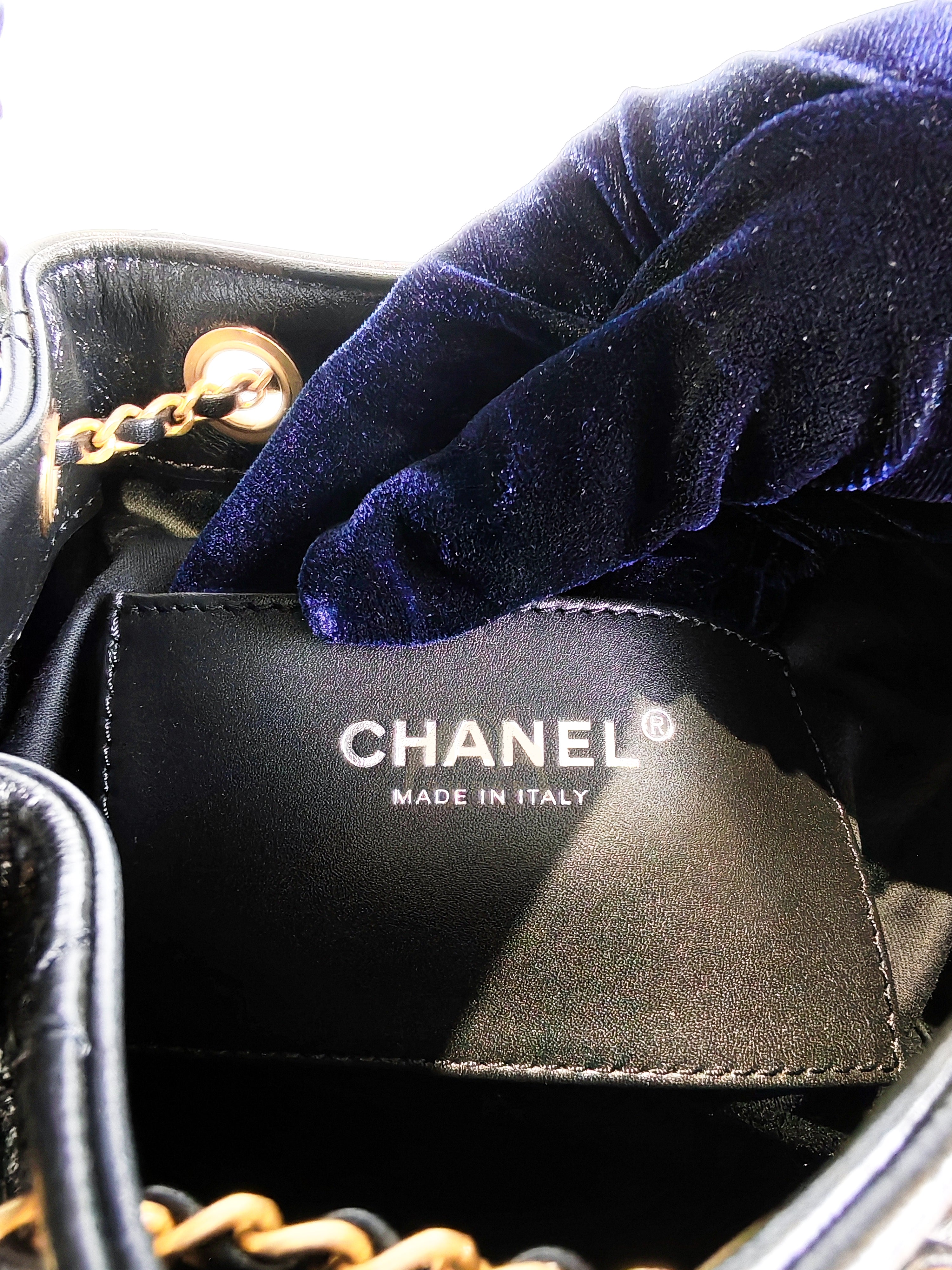 C25 Small in Black Shiny Calfskin Leather and Mixed Hardware (Microchip) | Purse Maison Luxury Bags Shop