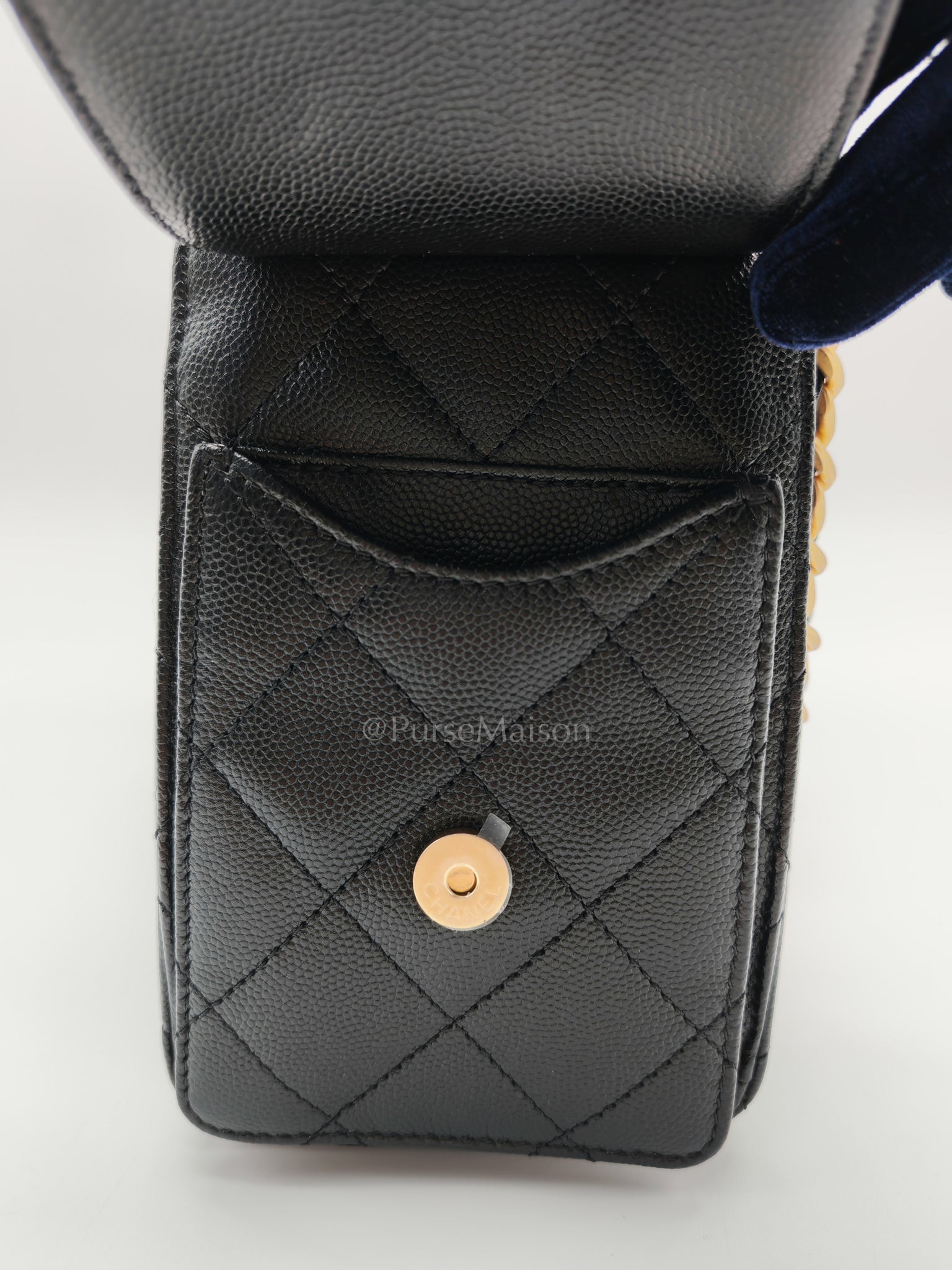 25 Mini Black Caviar Leather in Aged Gold Hardware Microchip(H9****EA) | Purse Maison Luxury Bags Shop