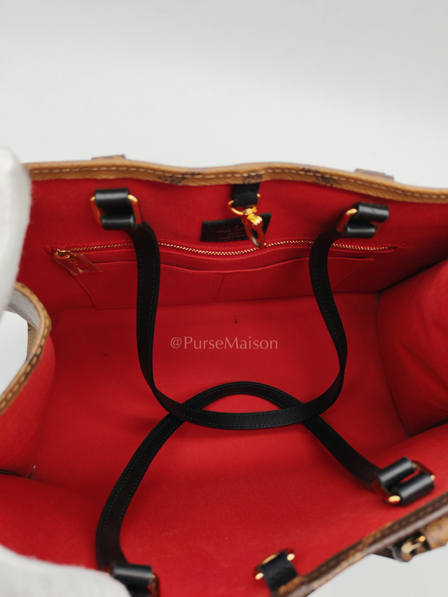 OnTheGo MM in Monogram Canvas (Microchip) | Purse Maison Luxury Bags Shop