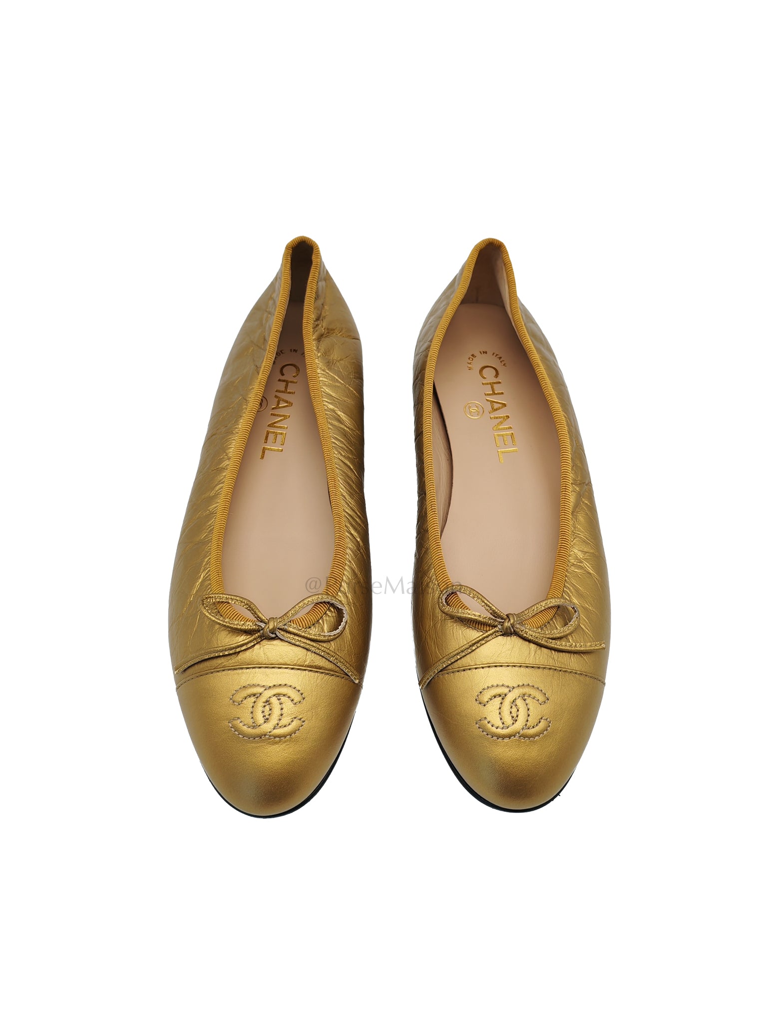 Cap Toe Ballerina Flats in Metallic Gold in Distressed Leather Size 38EU (24cm)