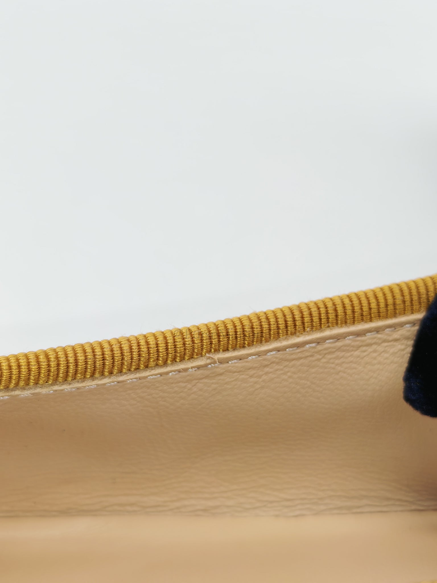 Cap Toe Ballerina Flats in Metallic Gold in Distressed Leather Size 38EU (24cm)