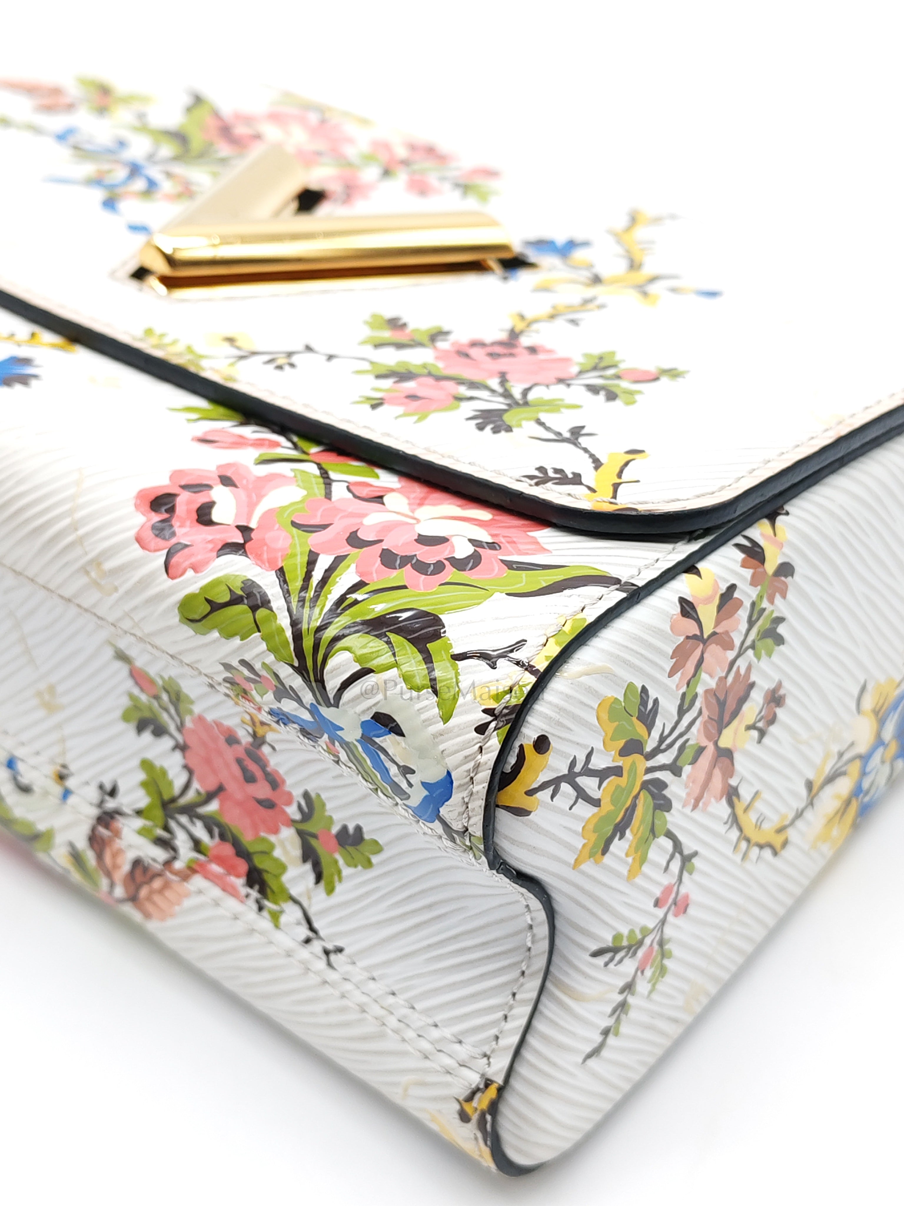 Twist Lock MM in White Romantic Blossom Epi Leather & Gold Hardware (Date Code: SR0138)