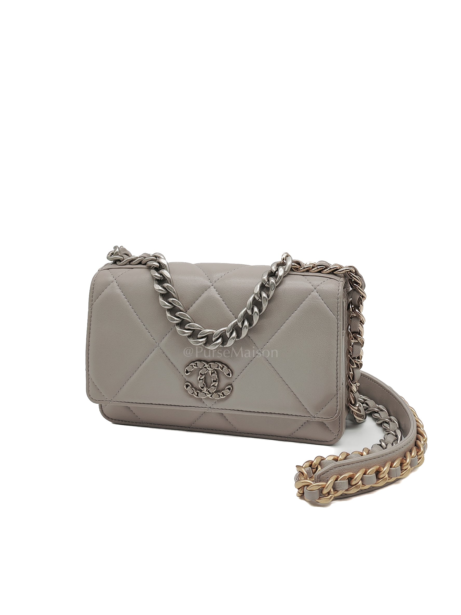 Wallet on Chain in Gray Lambskin Leather & Mixed Hardware Microchip