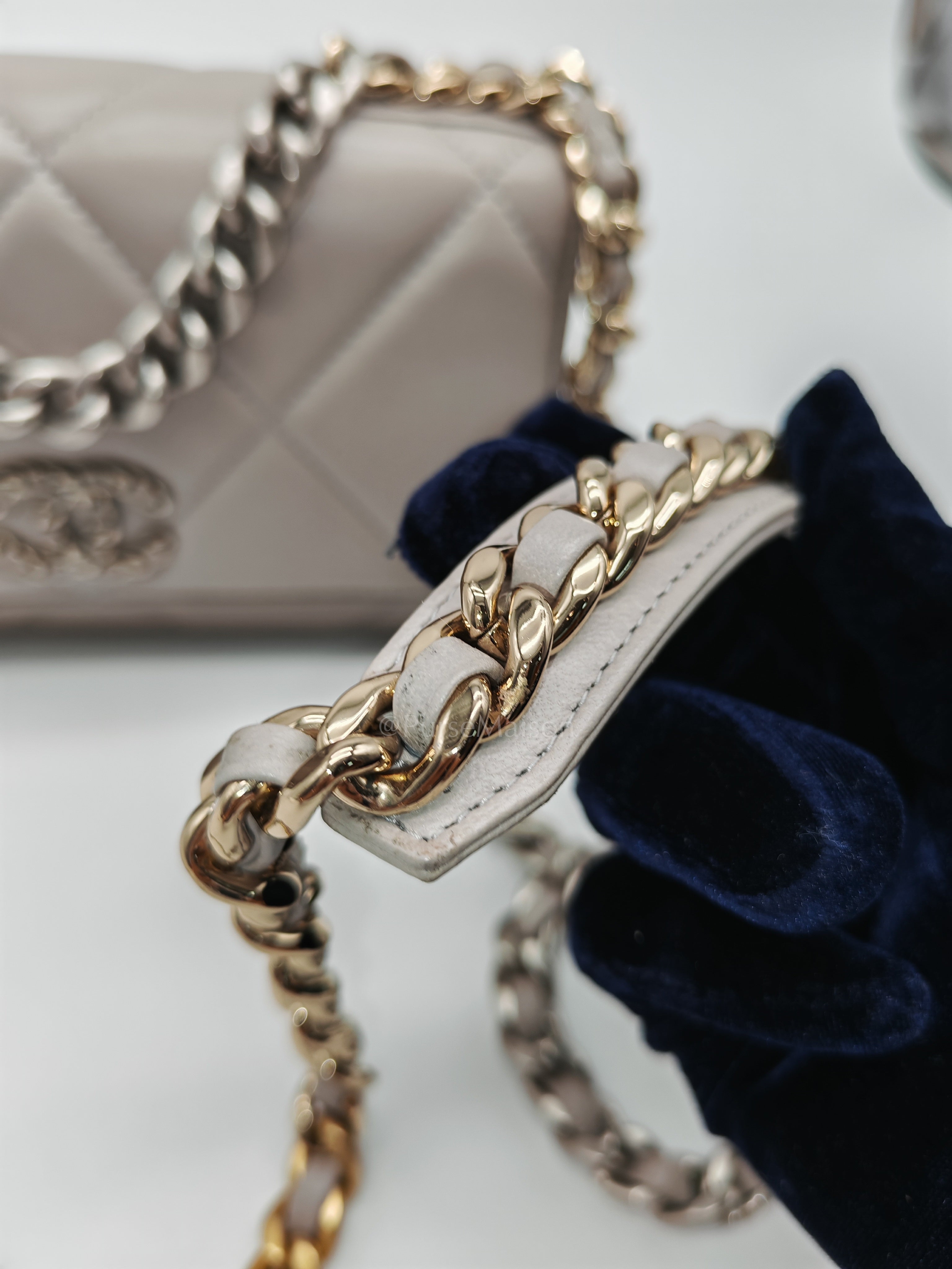 Wallet on Chain in Gray Lambskin Leather & Mixed Hardware Microchip