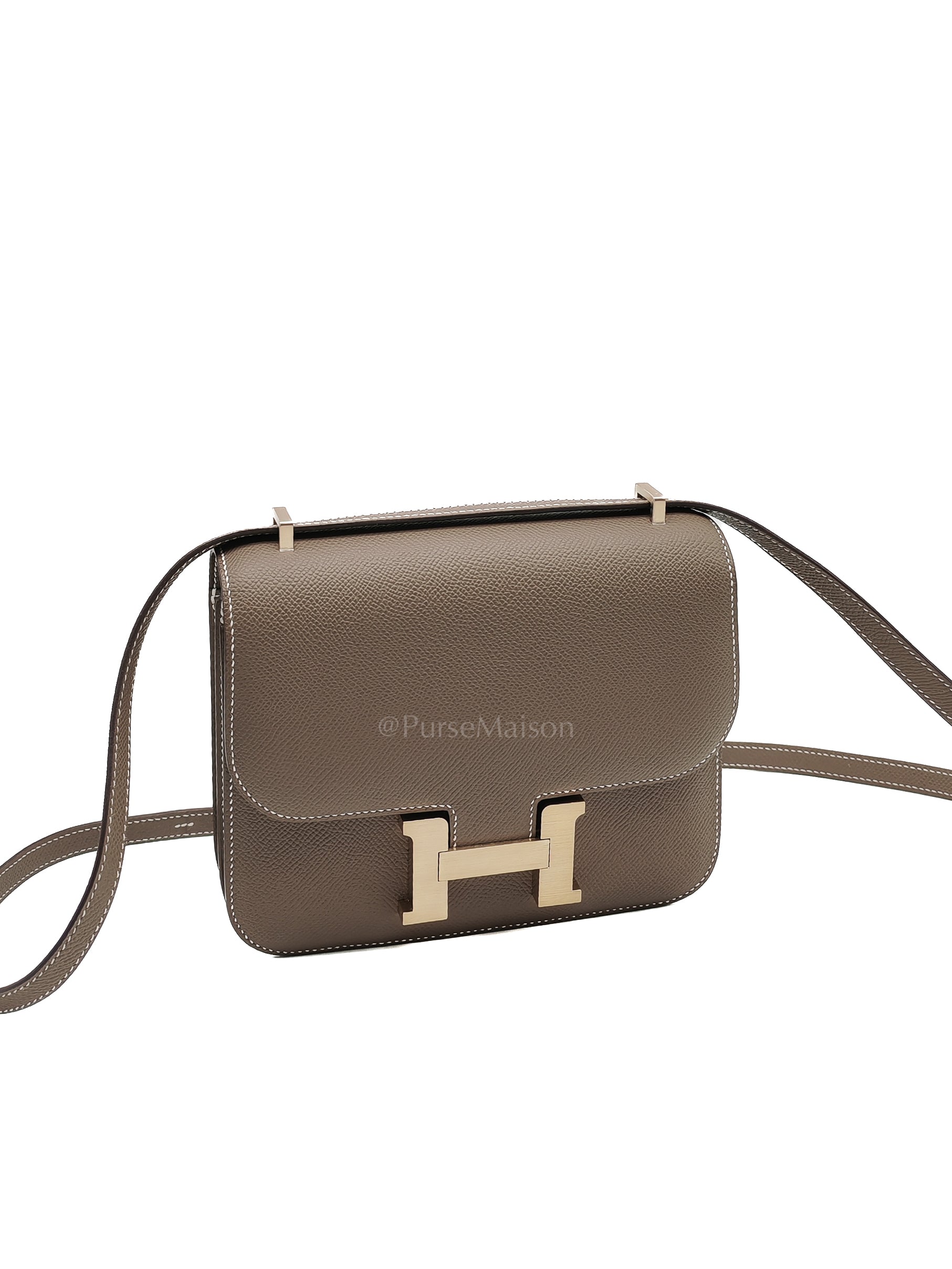 Constance 18 Etoupe in Epsom Leather and Brushed Gold Hardware Stamp K (2025)