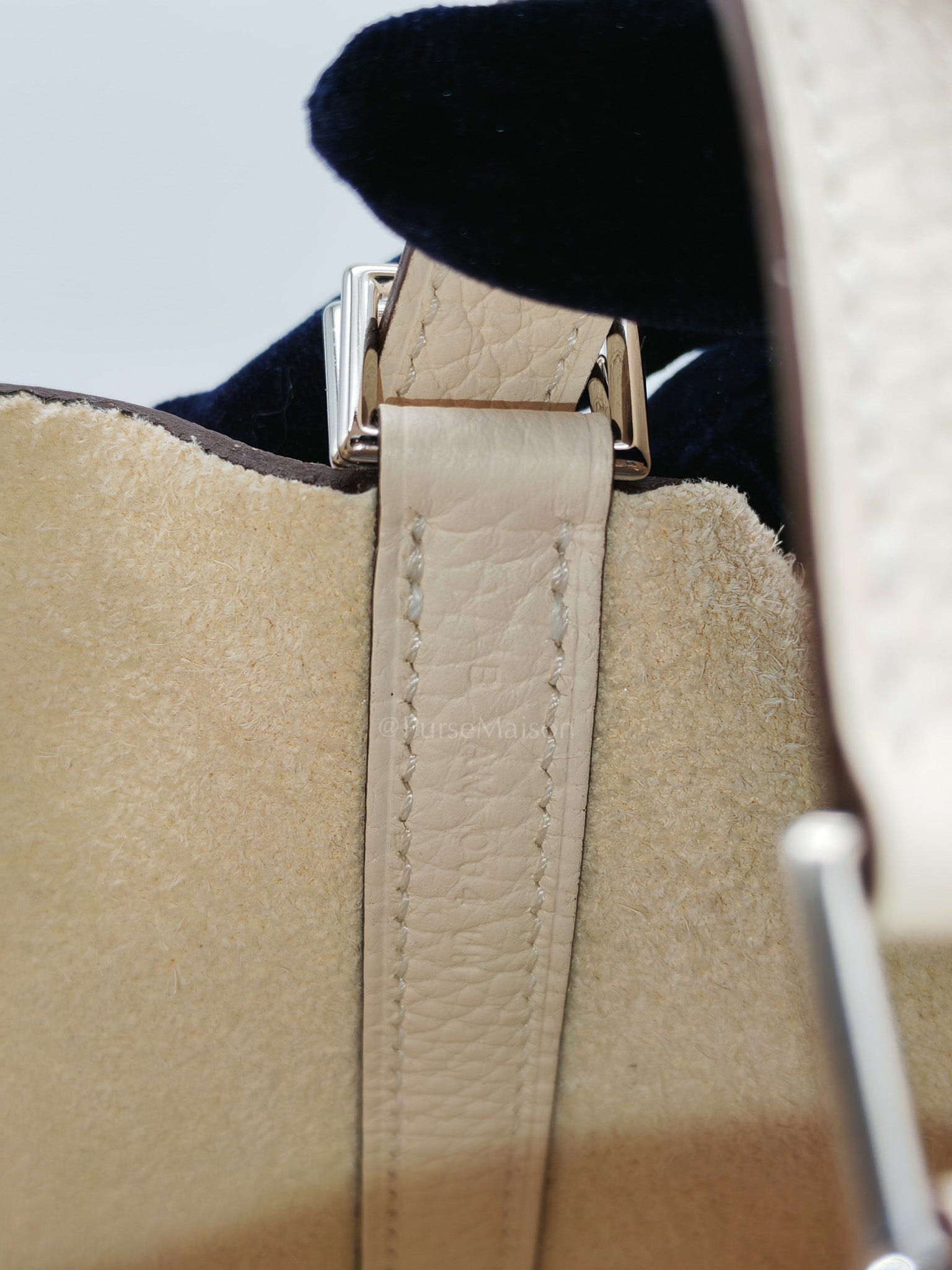 Picotin Lock 18 in Nata Clemence Leather & Palladium Hardware Stamp B(2023)