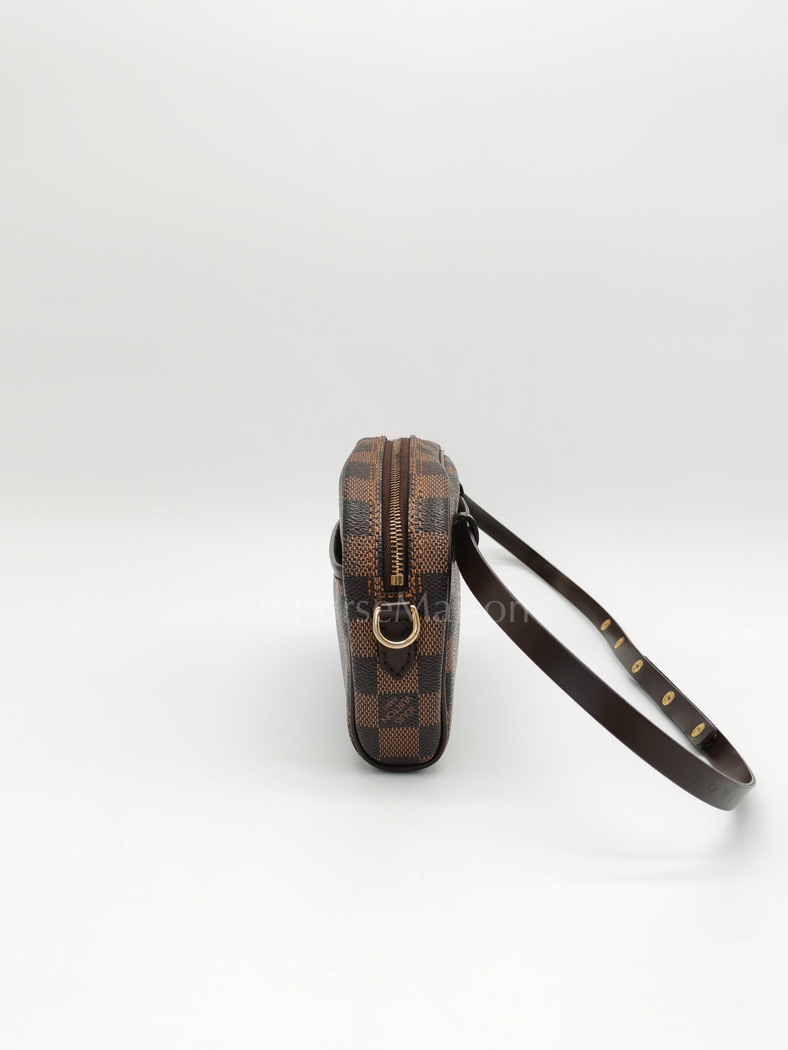 Pochette Ipanema in Damier Ebene Canvas and Gold Hardware (Datecode: FL0063)