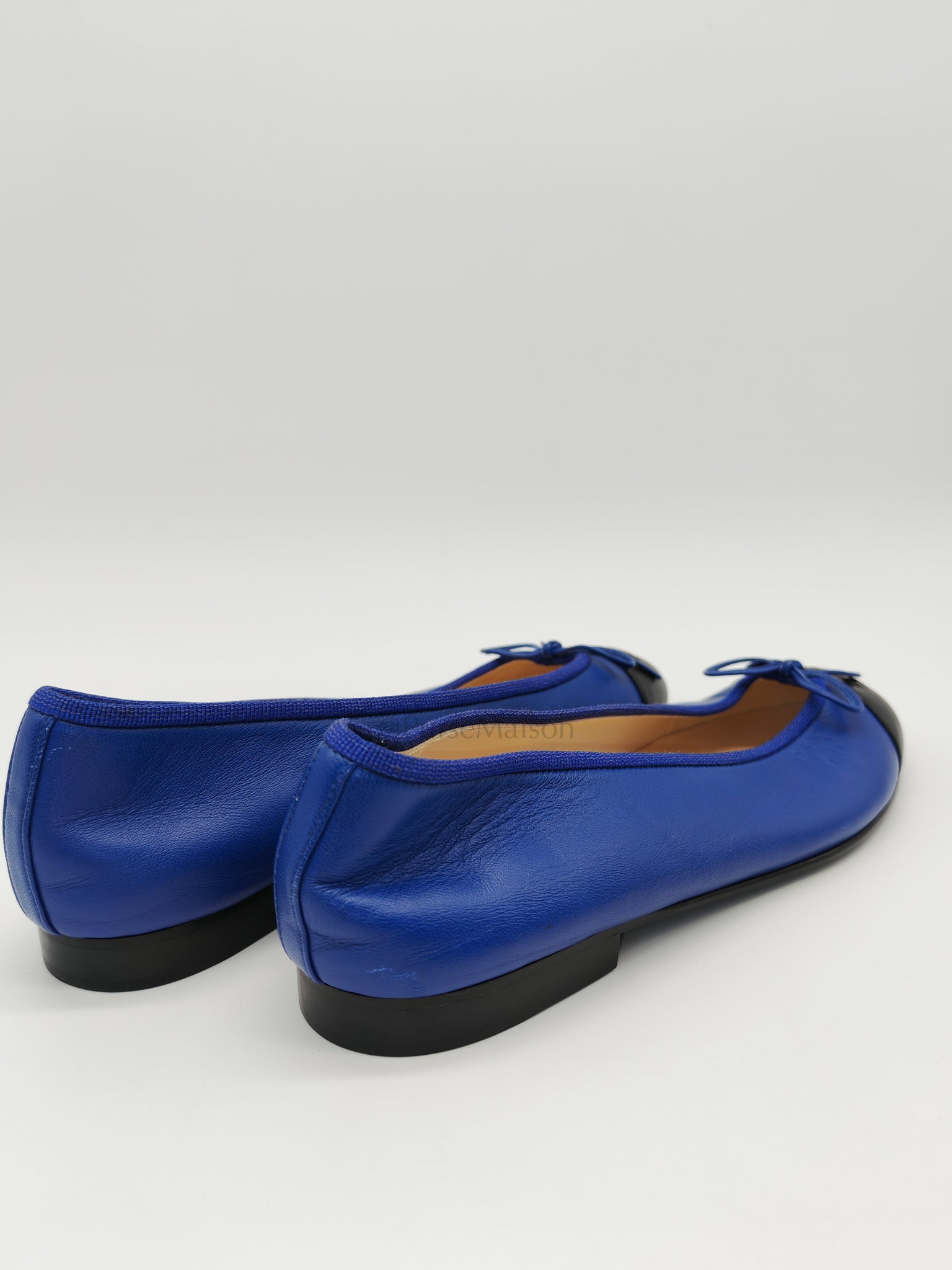 Cap Toe in Blue/Black Lambskin Leather Ballet Flats Size 37.5EU (23.5cm) | Purse Maison Luxury Bags Shop