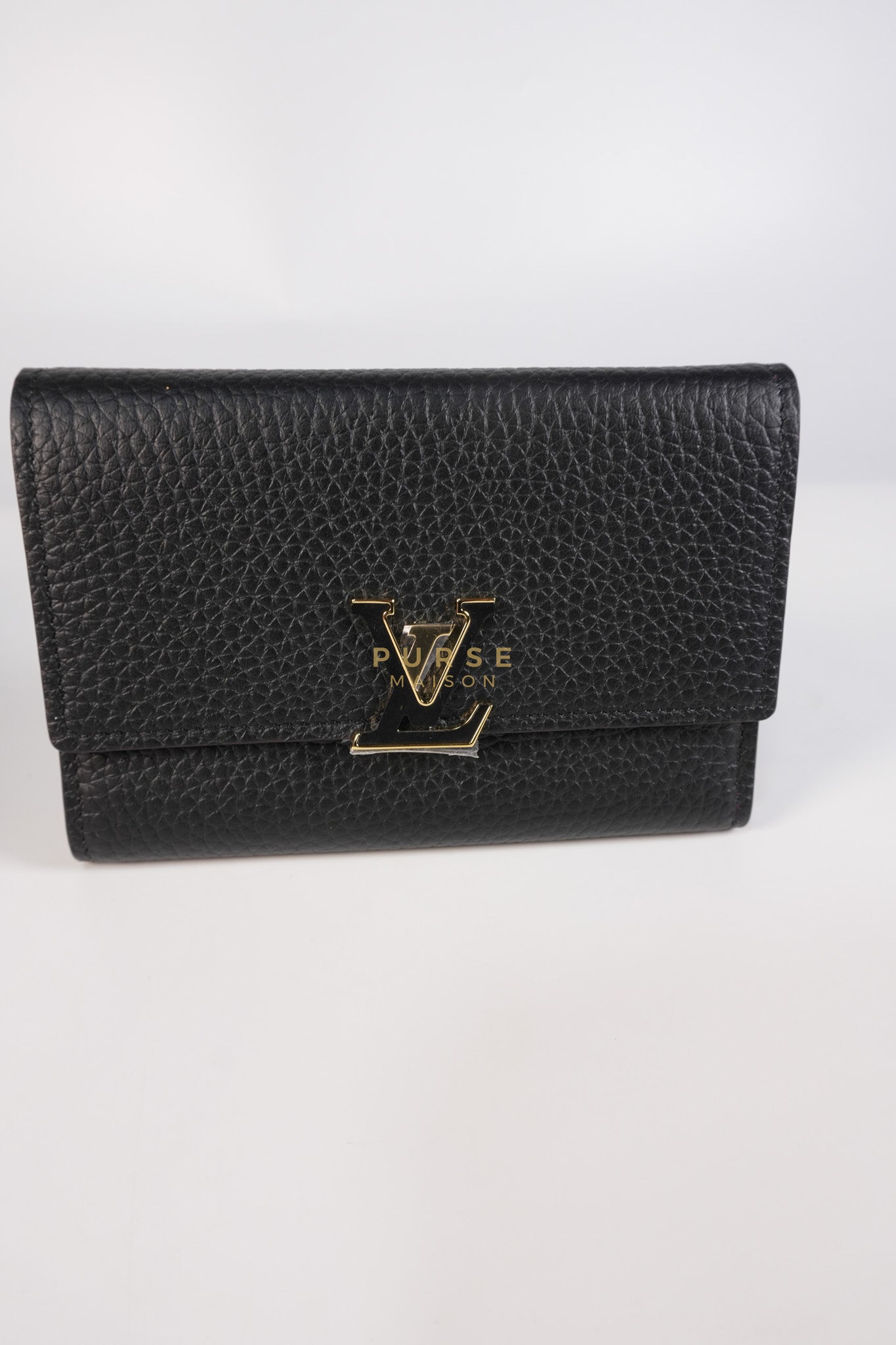 Capuccines Wallet in Black Taurillon Leather Microchip | Purse Maison Luxury Bags Shop