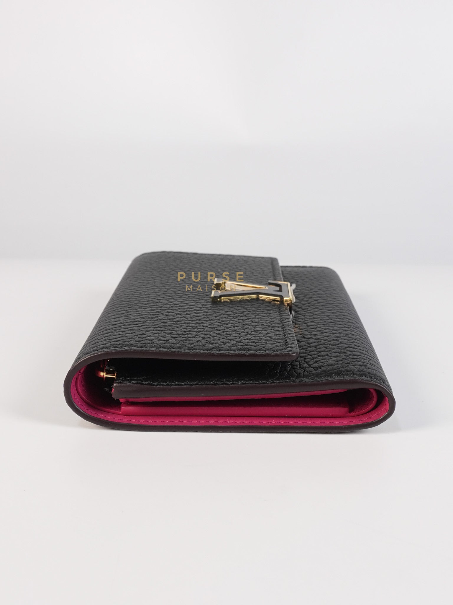 Capuccines Wallet in Black Taurillon Leather Microchip | Purse Maison Luxury Bags Shop