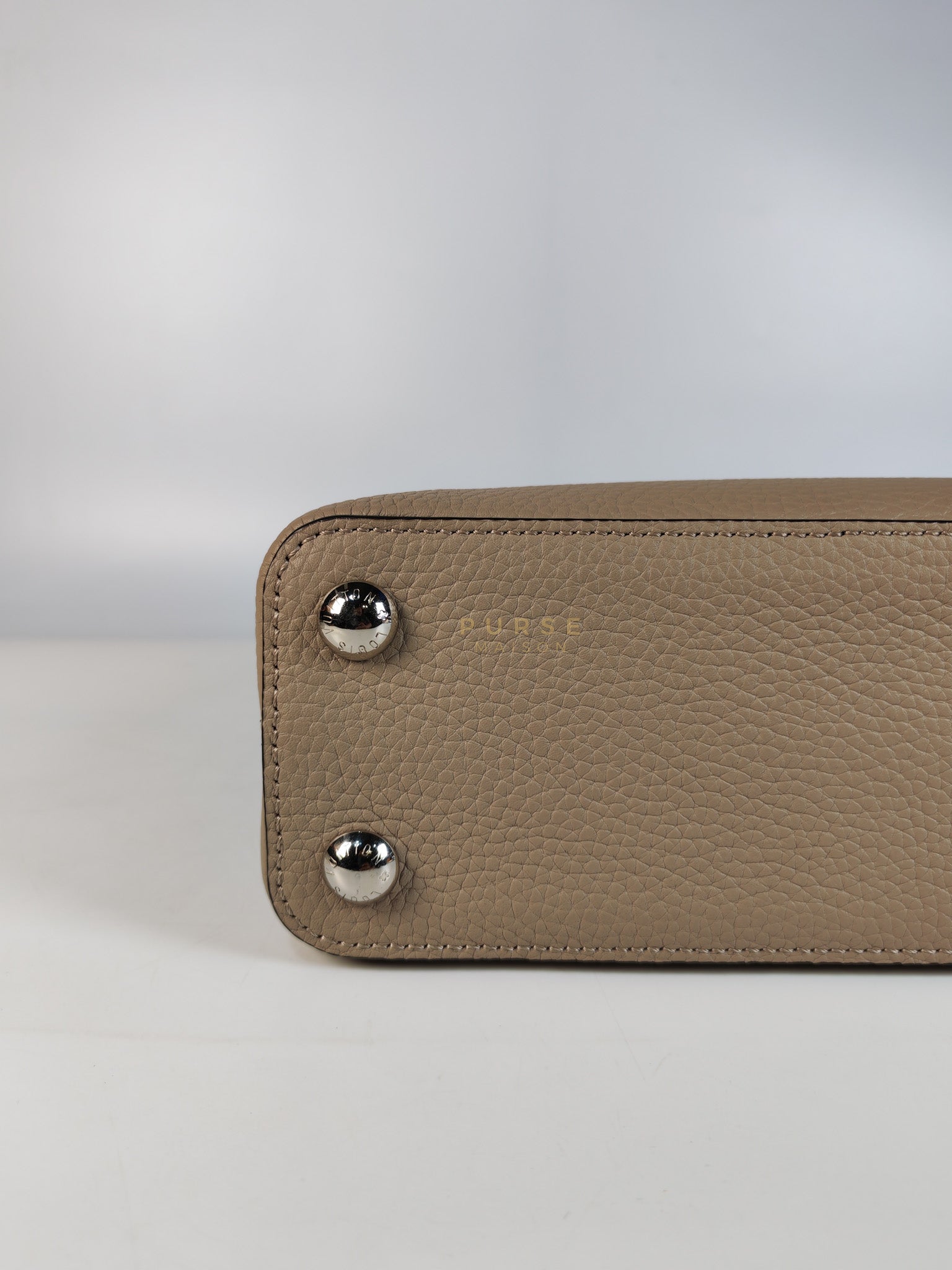 Capucines BB in Galet/Himalayan Top Handle Taurillon Leather | Purse Maison Luxury Bags Shop
