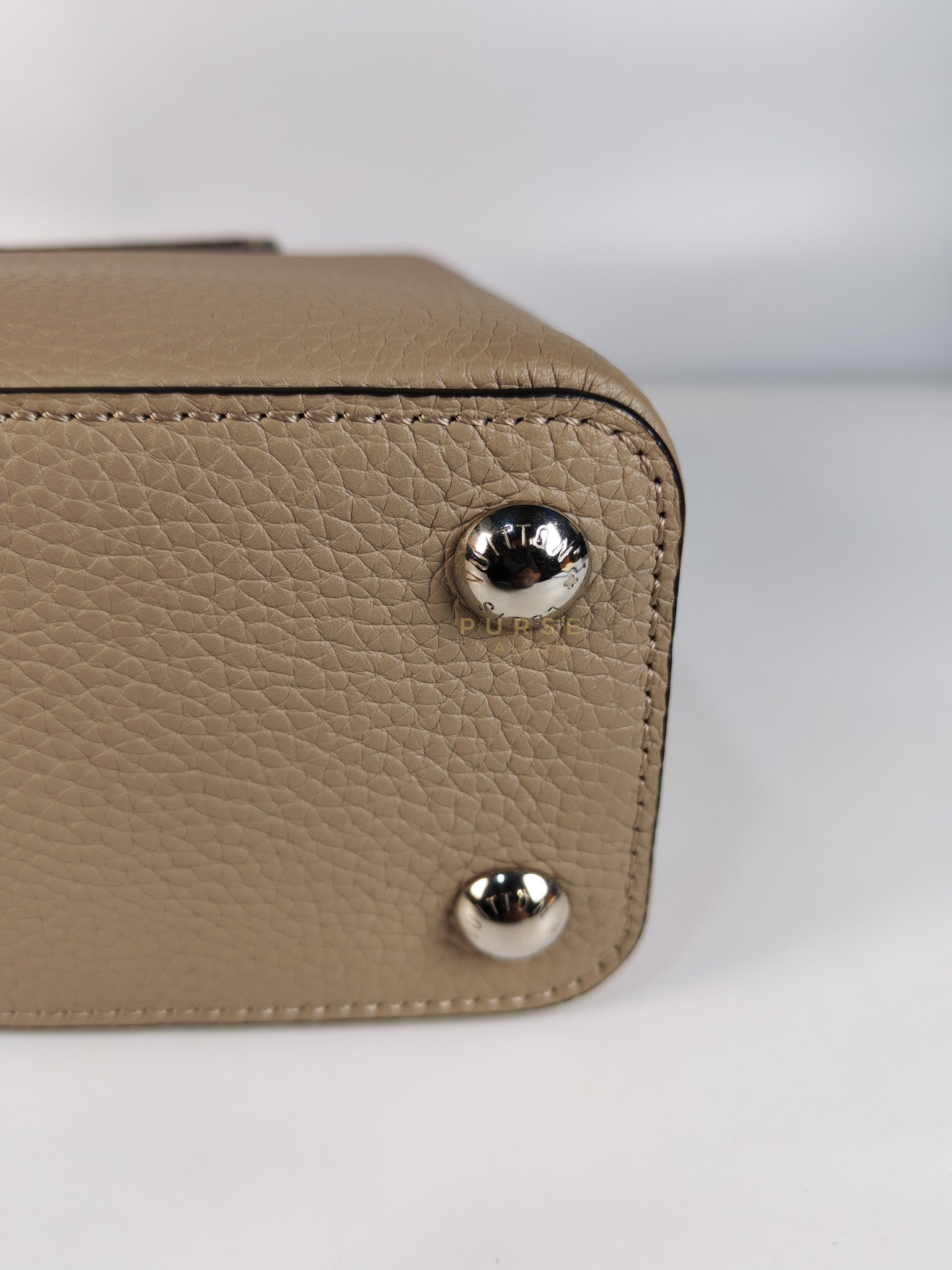 Capucines BB in Galet/Himalayan Top Handle Taurillon Leather | Purse Maison Luxury Bags Shop
