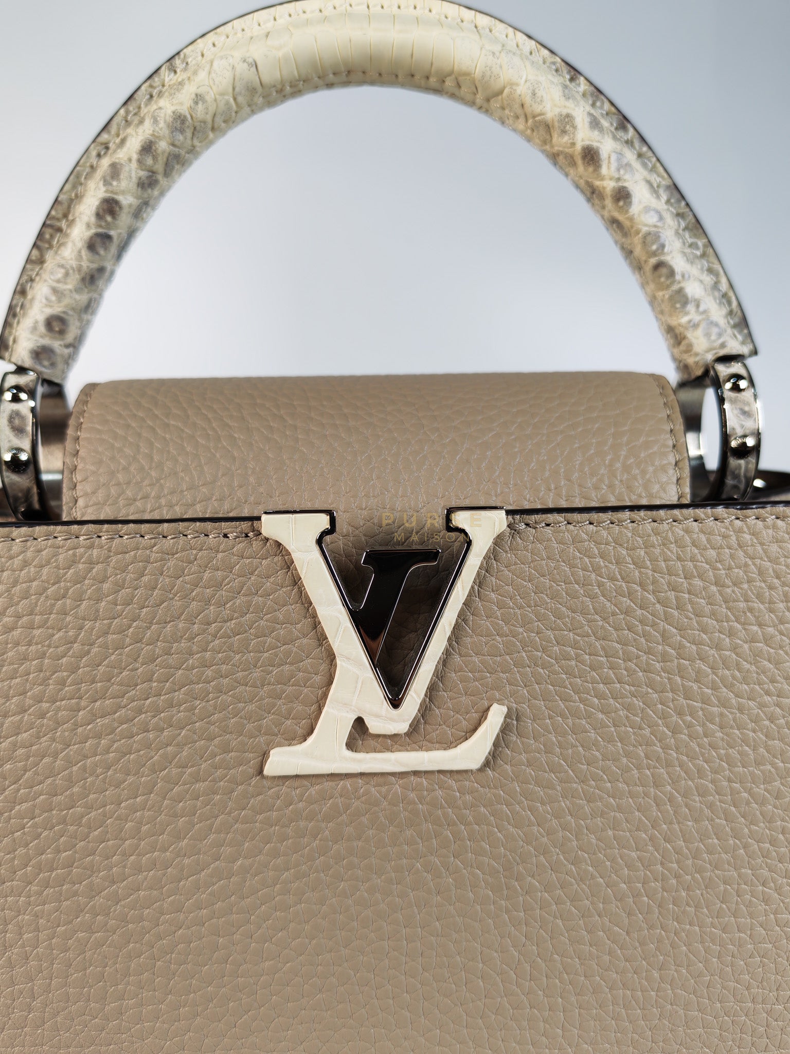 Capucines BB in Galet/Himalayan Top Handle Taurillon Leather | Purse Maison Luxury Bags Shop