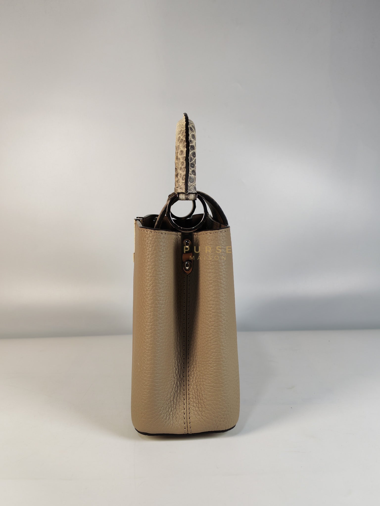 Capucines BB in Galet/Himalayan Top Handle Taurillon Leather | Purse Maison Luxury Bags Shop