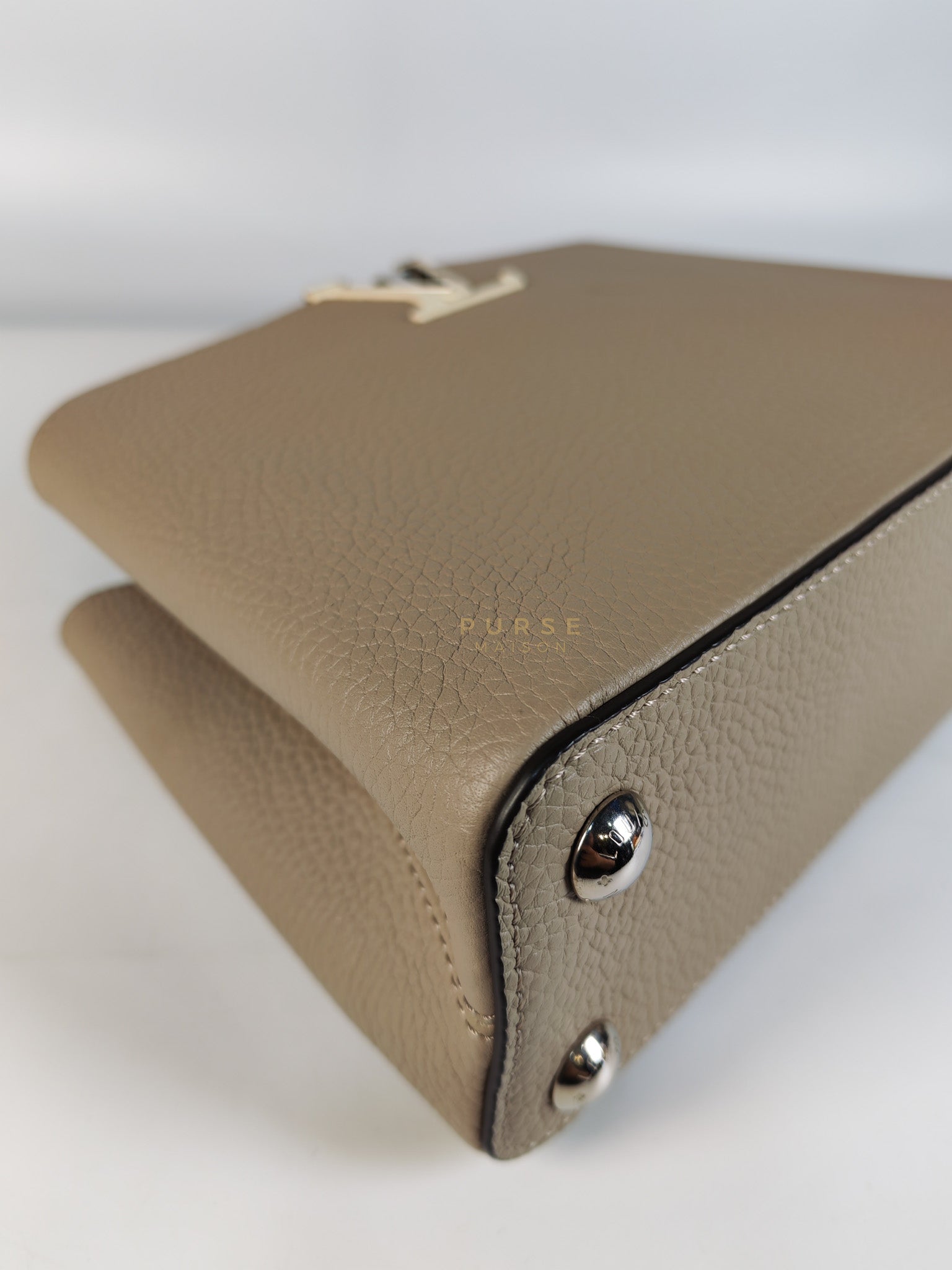 Capucines BB in Galet/Himalayan Top Handle Taurillon Leather | Purse Maison Luxury Bags Shop