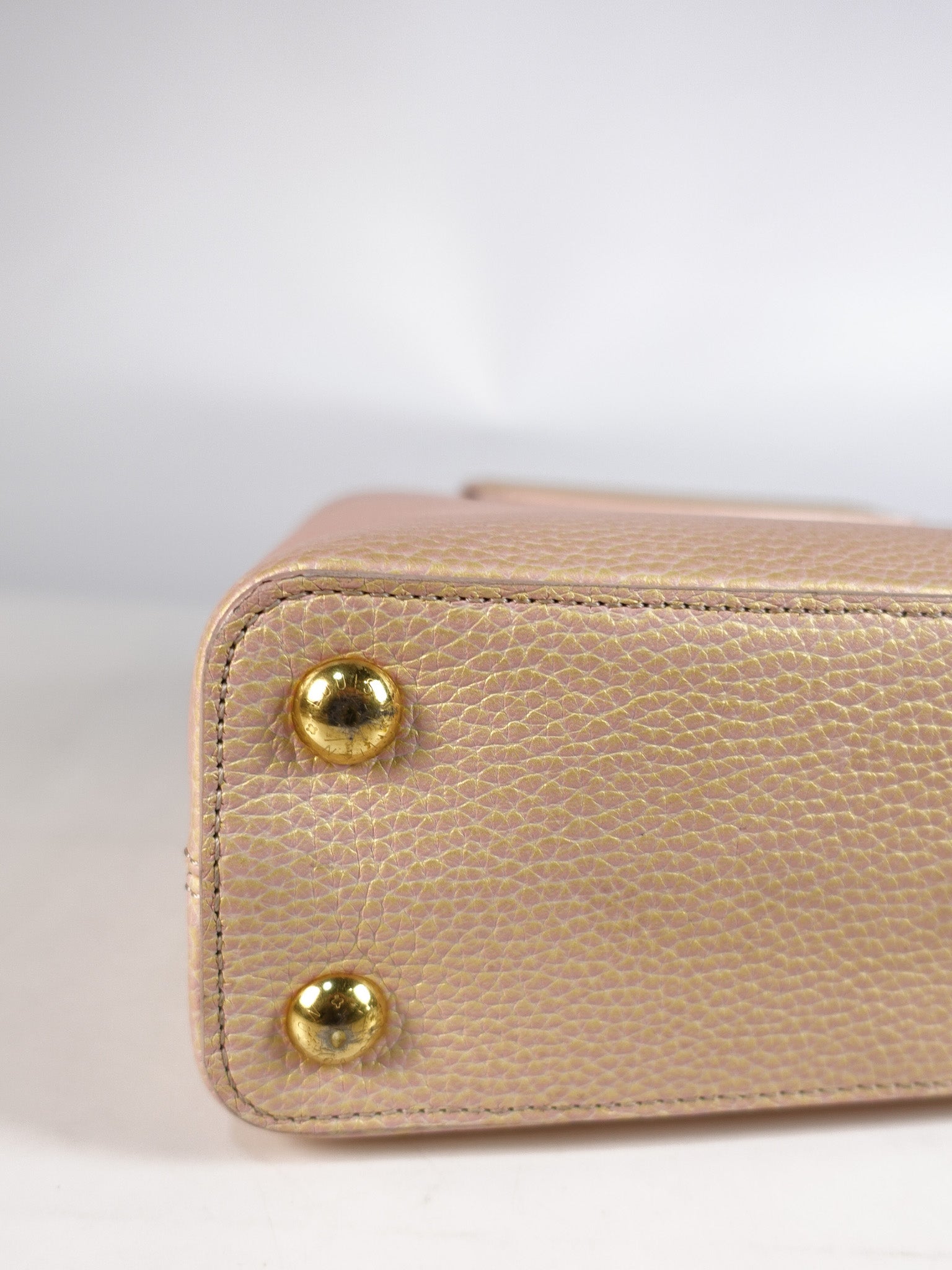 Capucines BB in Peach Mother of Pearl Taurillon Leather | Purse Maison Luxury Bags Shop