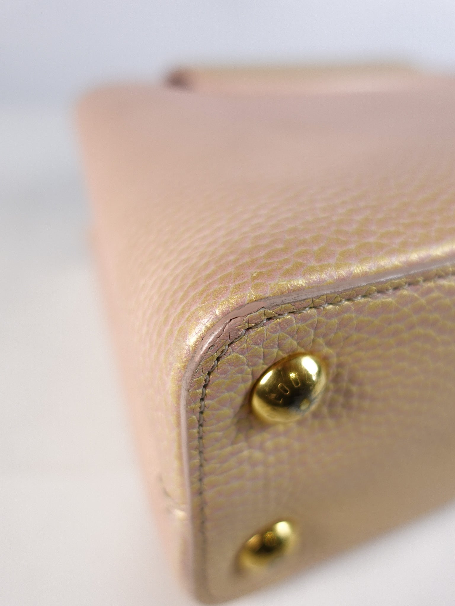Capucines BB in Peach Mother of Pearl Taurillon Leather | Purse Maison Luxury Bags Shop