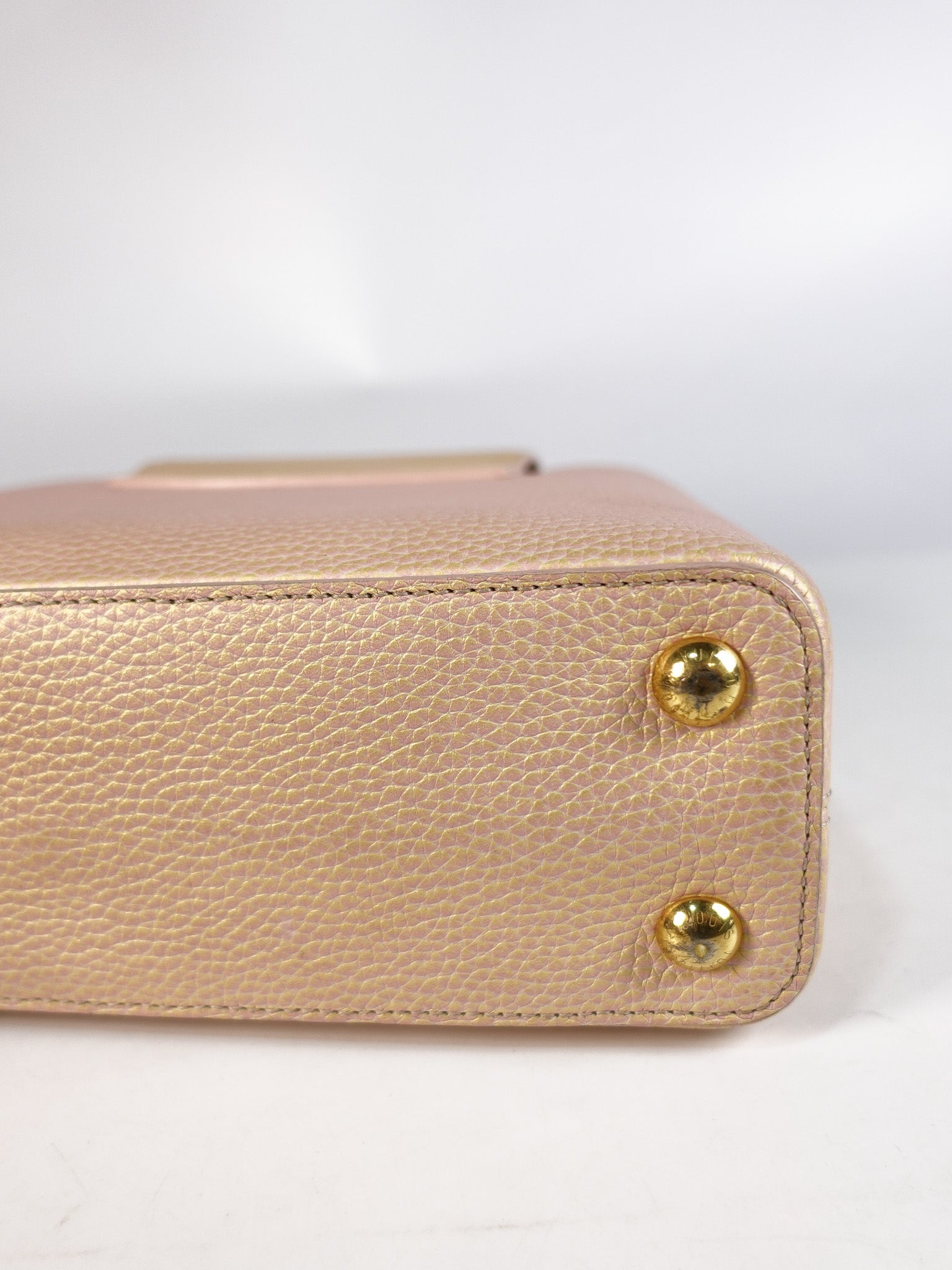 Capucines BB in Peach Mother of Pearl Taurillon Leather | Purse Maison Luxury Bags Shop