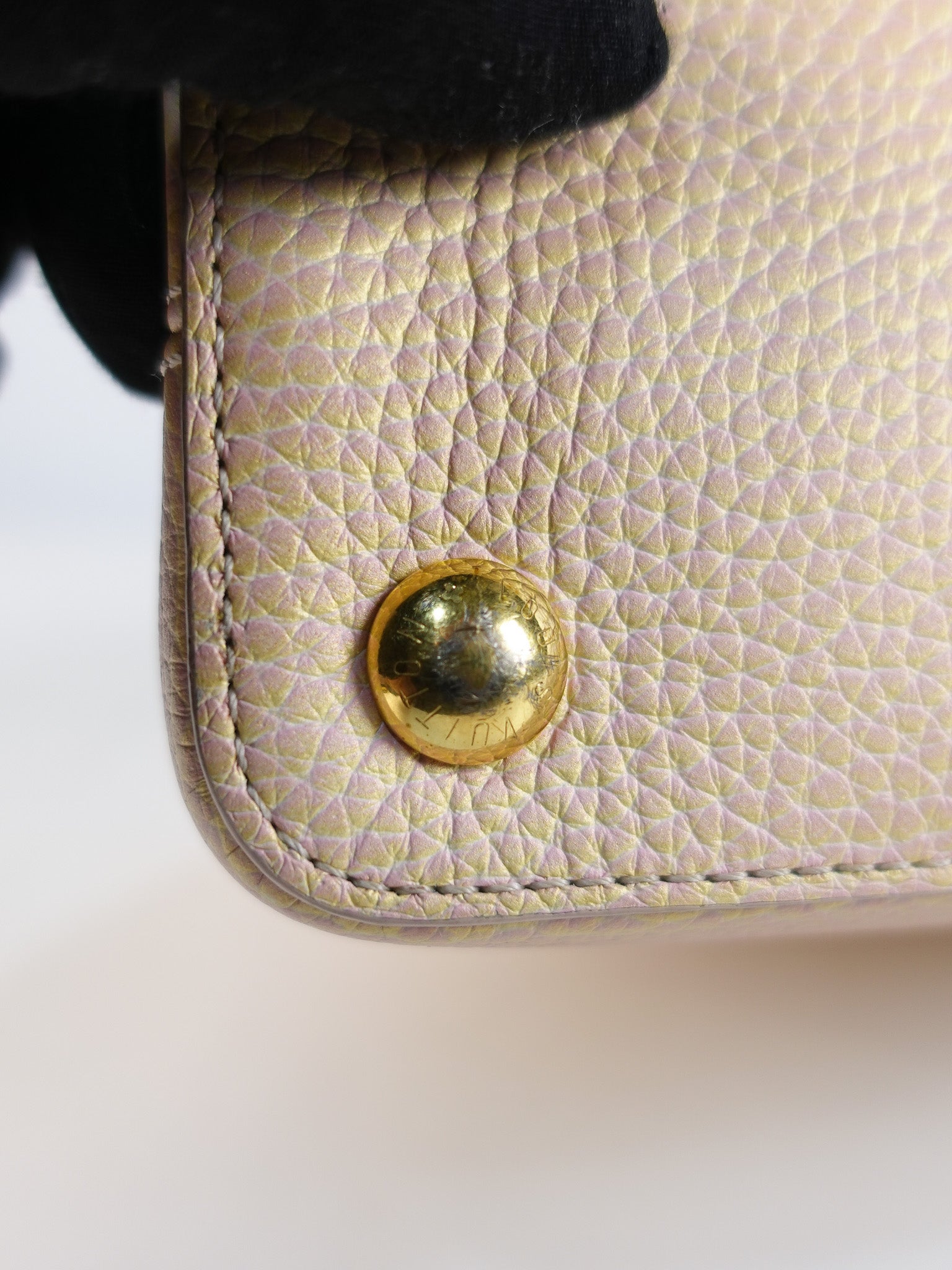 Capucines BB in Peach Mother of Pearl Taurillon Leather | Purse Maison Luxury Bags Shop