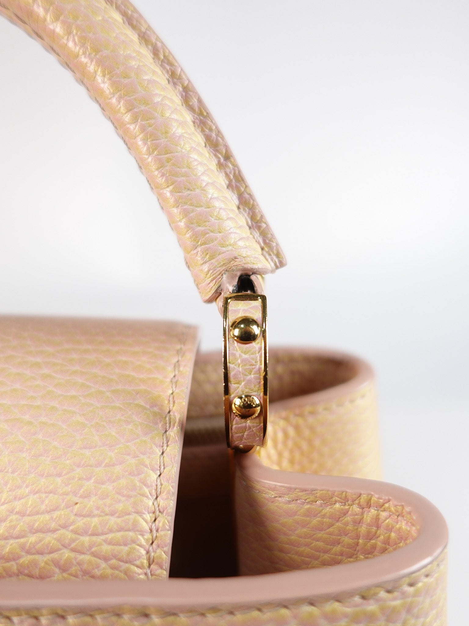 Capucines BB in Peach Mother of Pearl Taurillon Leather | Purse Maison Luxury Bags Shop