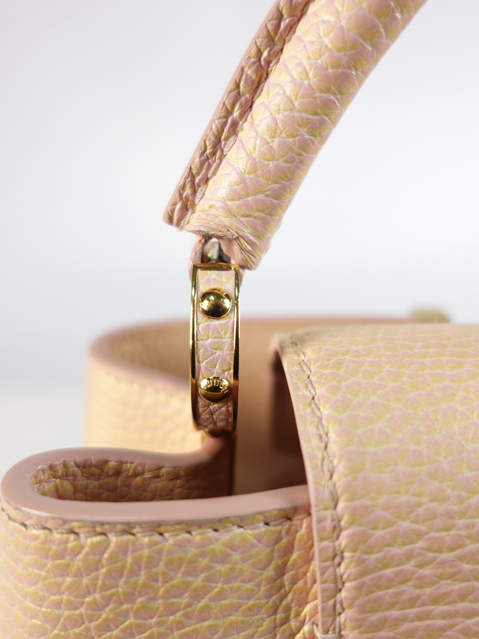 Capucines BB in Peach Mother of Pearl Taurillon Leather | Purse Maison Luxury Bags Shop