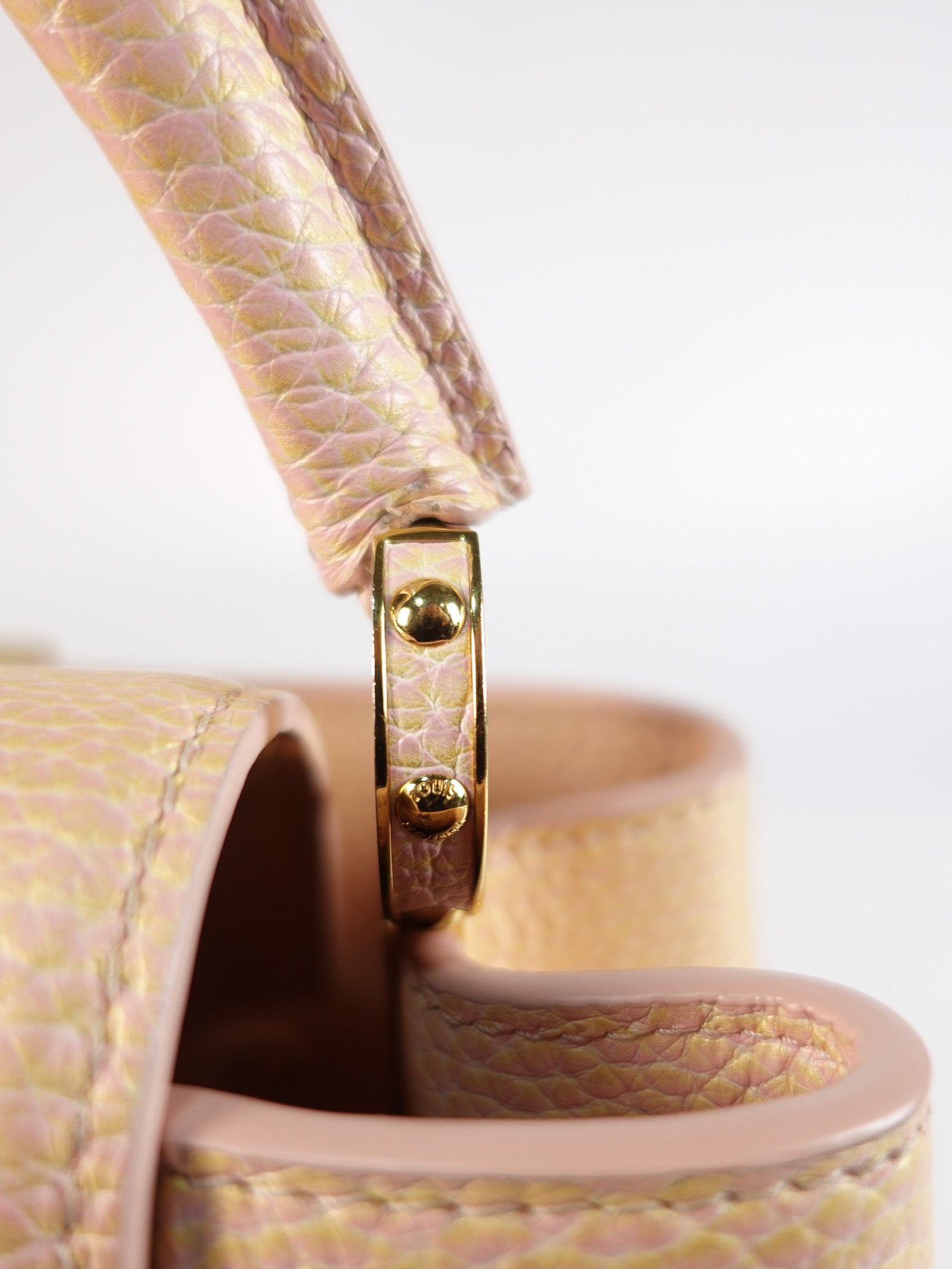 Capucines BB in Peach Mother of Pearl Taurillon Leather | Purse Maison Luxury Bags Shop