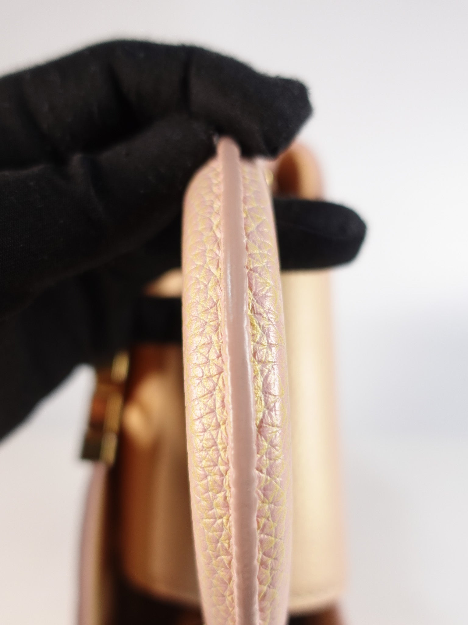 Capucines BB in Peach Mother of Pearl Taurillon Leather | Purse Maison Luxury Bags Shop