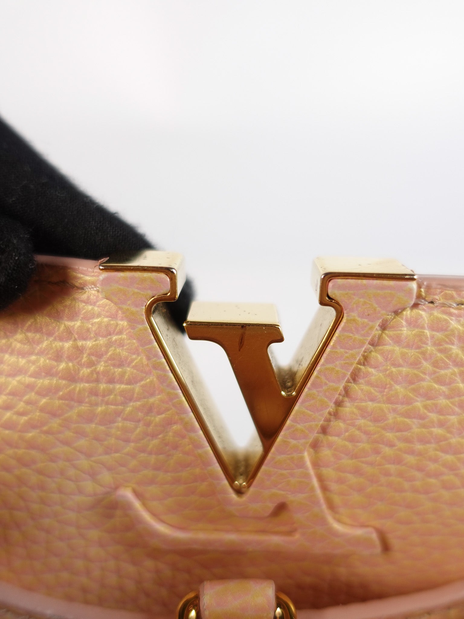 Capucines BB in Peach Mother of Pearl Taurillon Leather | Purse Maison Luxury Bags Shop