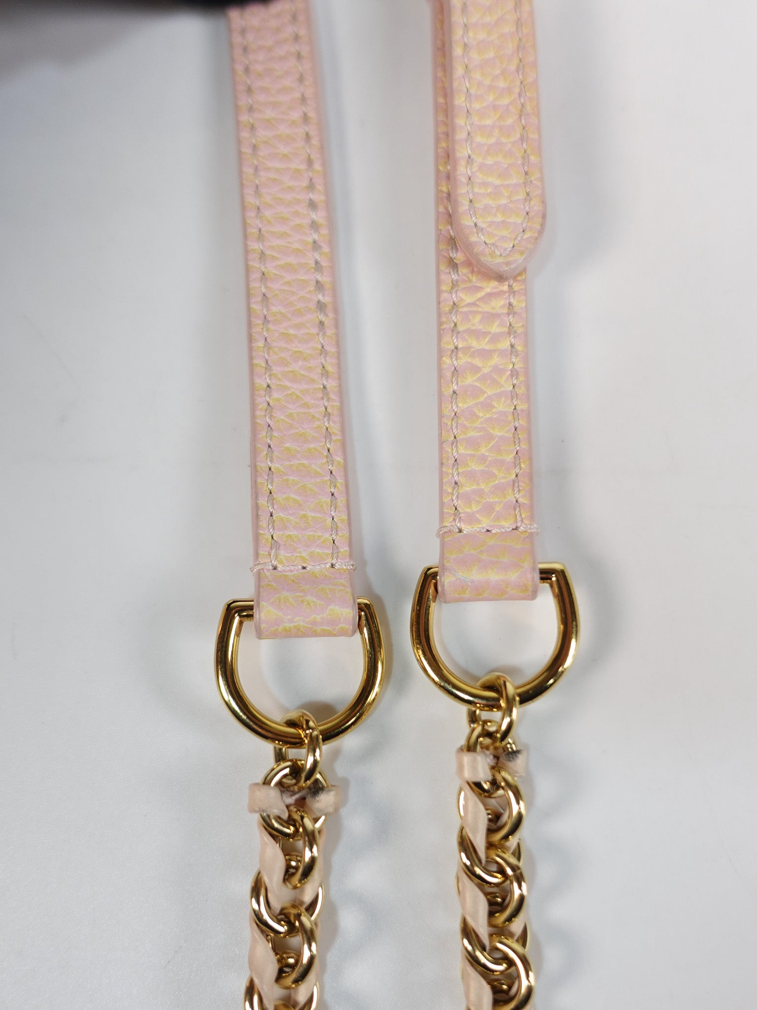 Capucines BB in Peach Mother of Pearl Taurillon Leather | Purse Maison Luxury Bags Shop