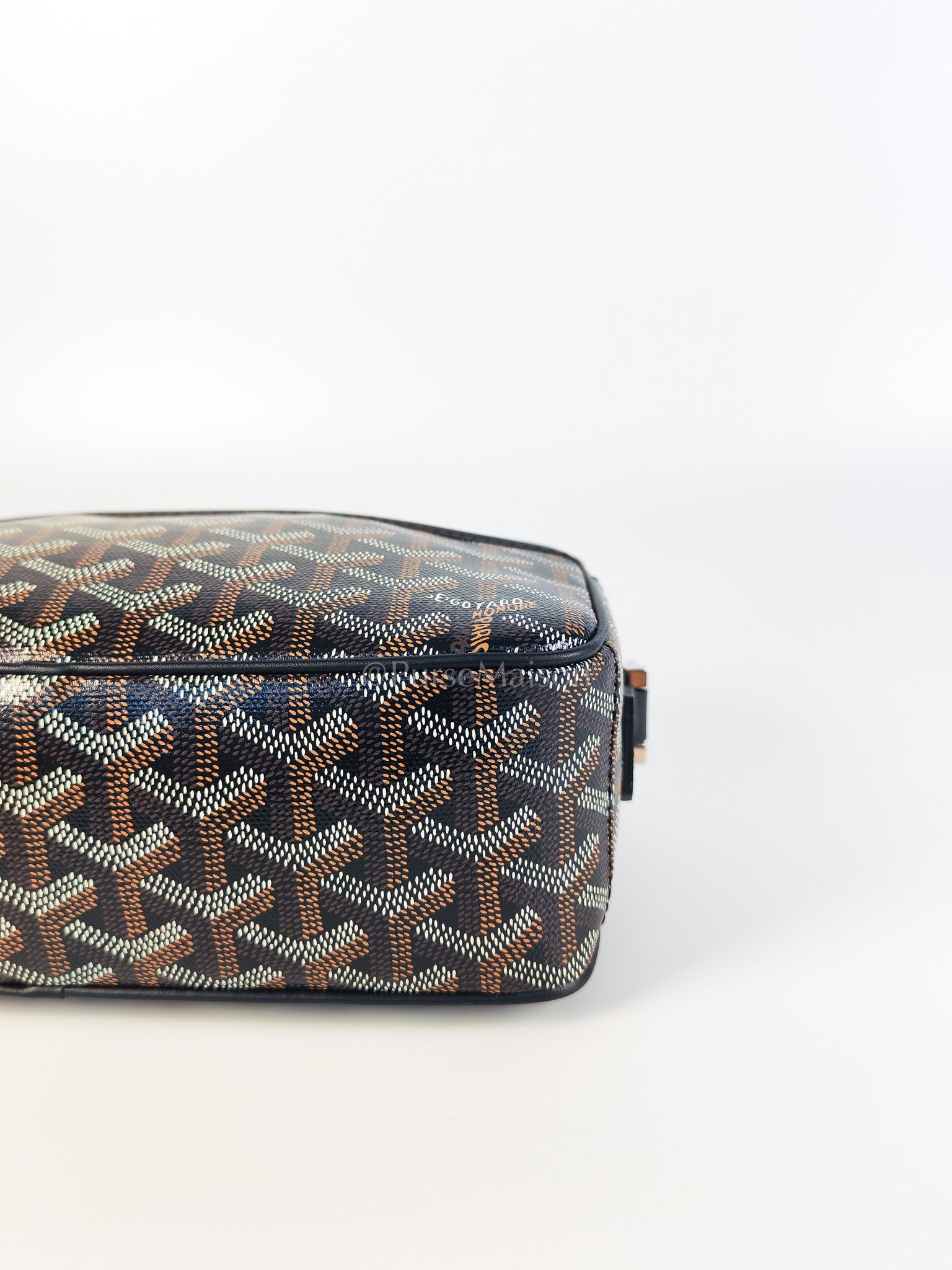 Capvert in Black/Noir Goyardine Canvas | Purse Maison Luxury Bags Shop