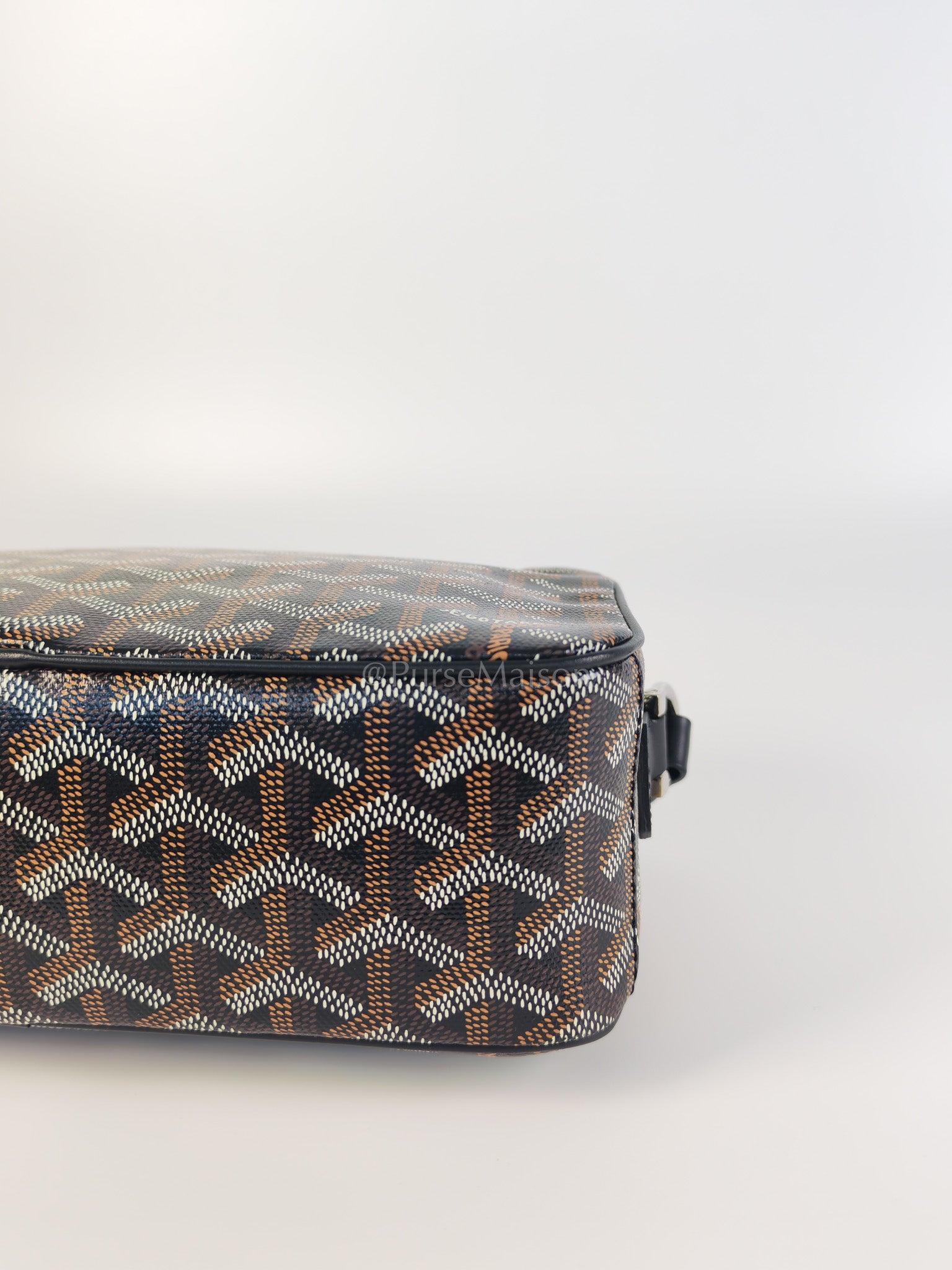 Capvert in Black/Noir Goyardine Canvas | Purse Maison Luxury Bags Shop