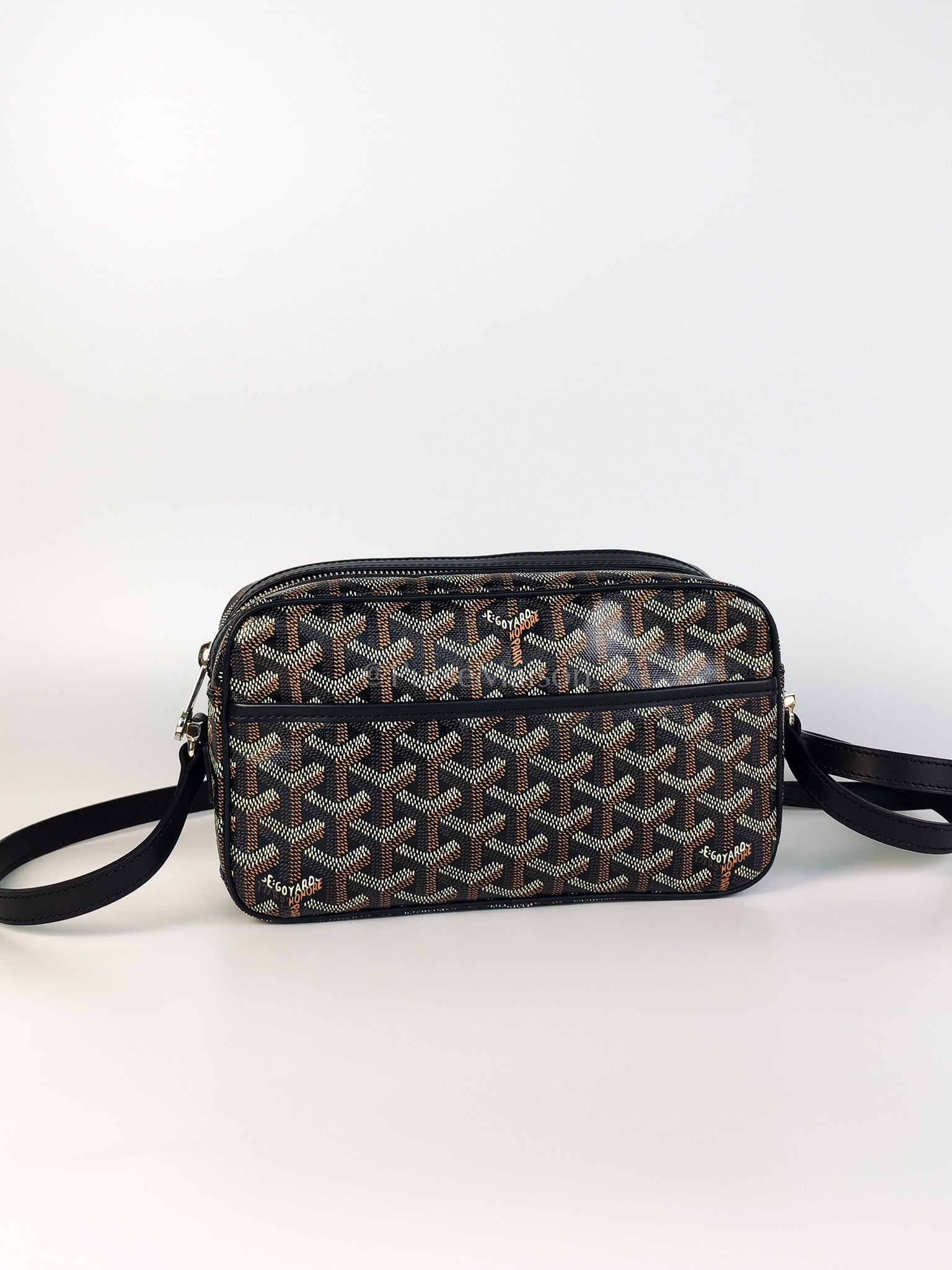 Capvert in Black/Noir Goyardine Canvas | Purse Maison Luxury Bags Shop