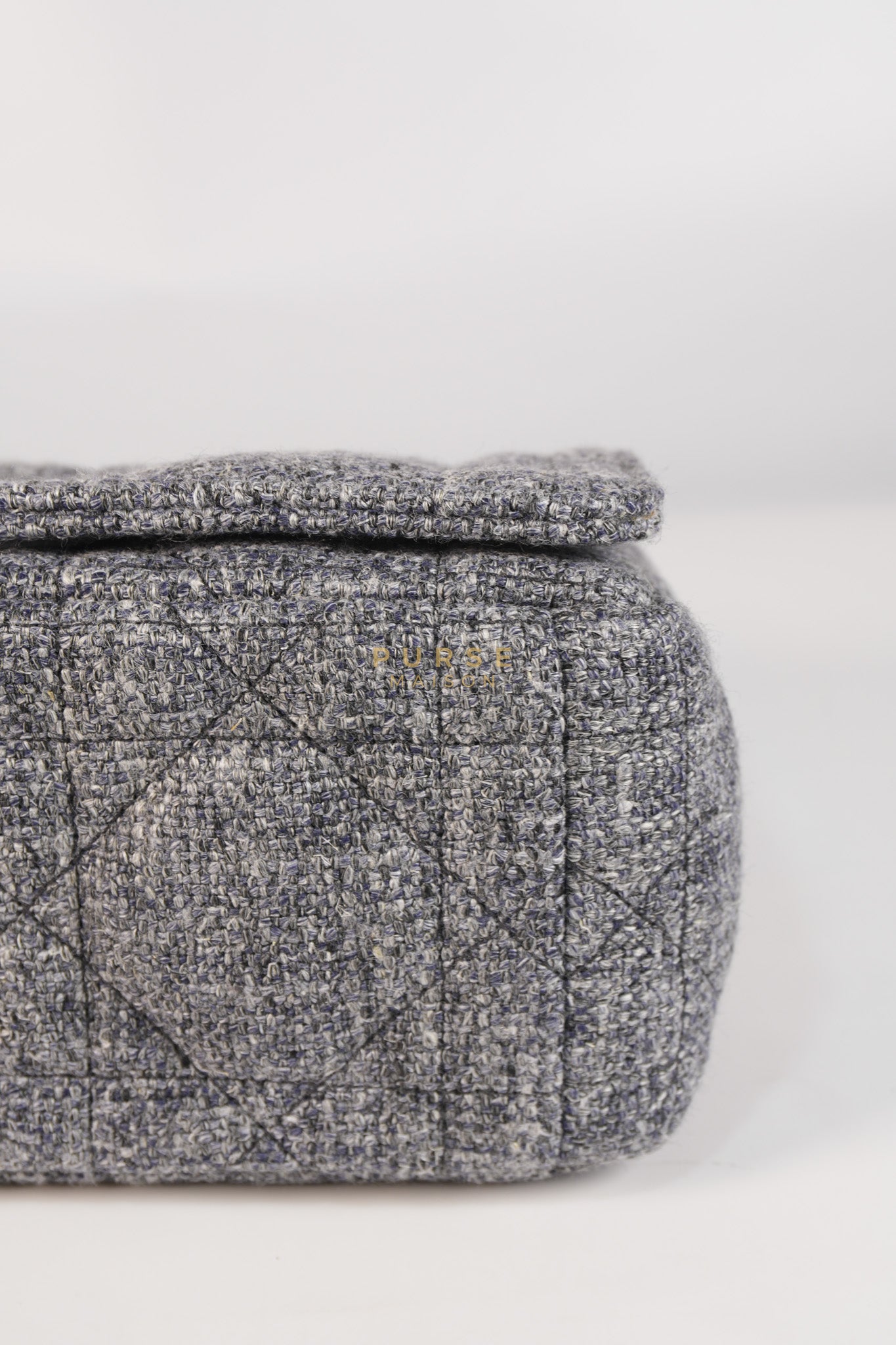 Caro Bag Medium in Macrocannage Quilted Linen | Purse Maison Luxury Bags Shop