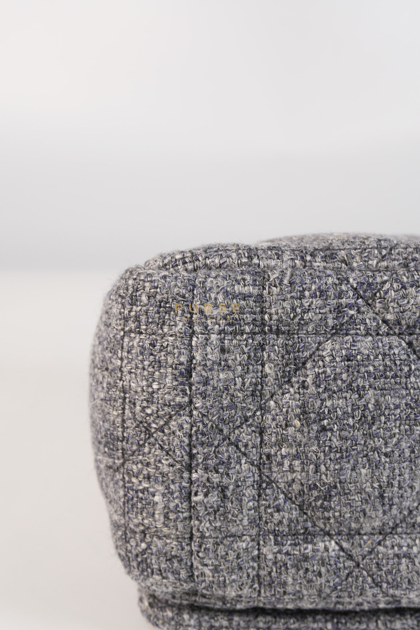 Caro Bag Medium in Macrocannage Quilted Linen | Purse Maison Luxury Bags Shop