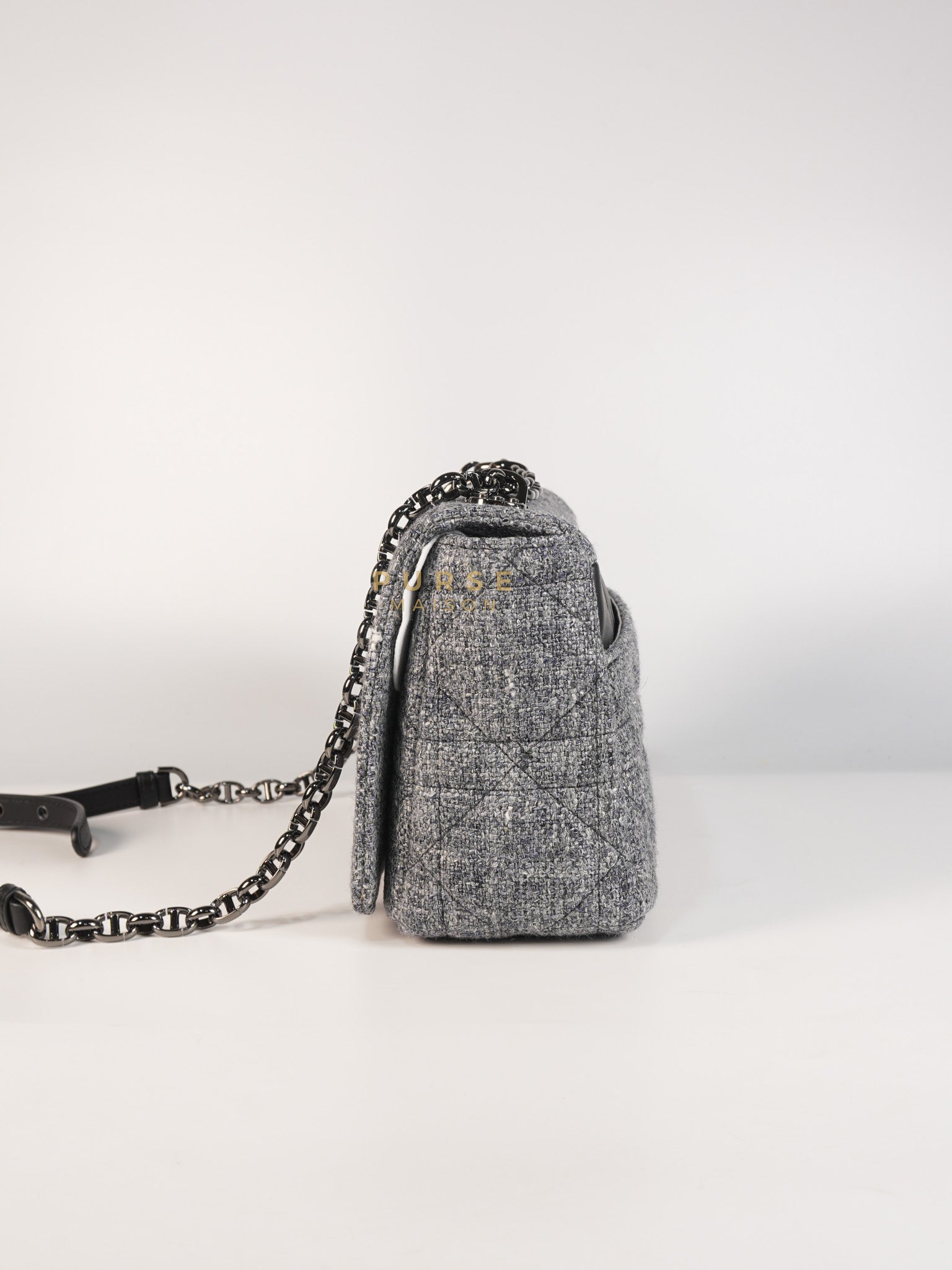 Caro Bag Medium in Macrocannage Quilted Linen | Purse Maison Luxury Bags Shop