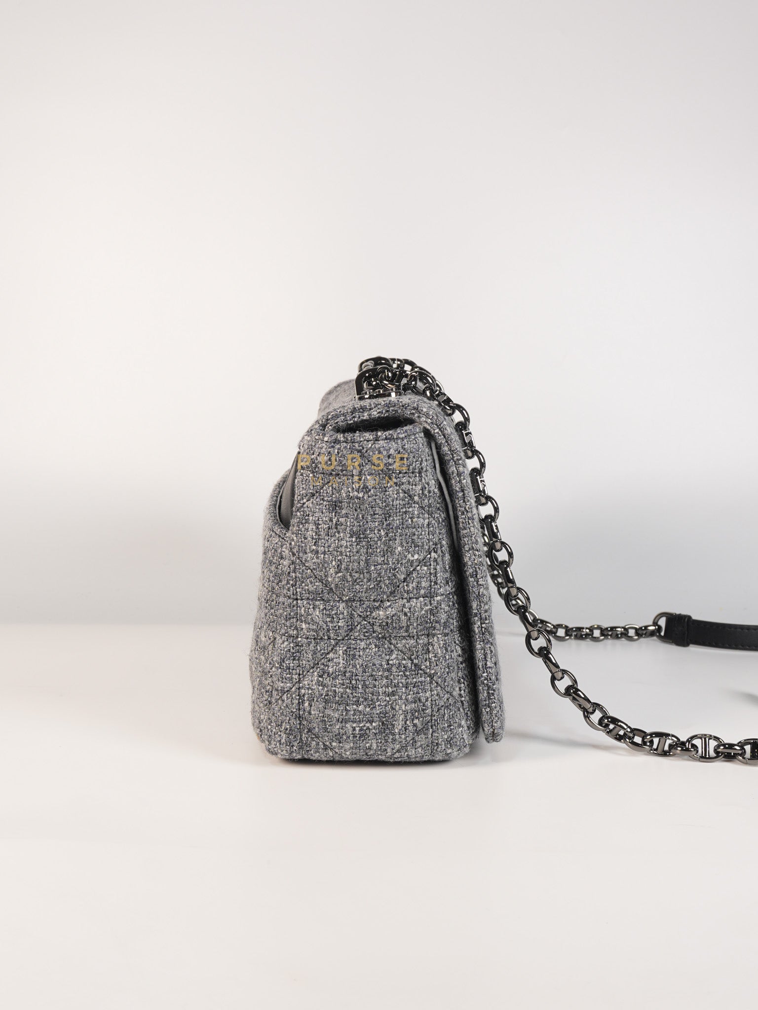 Caro Bag Medium in Macrocannage Quilted Linen | Purse Maison Luxury Bags Shop