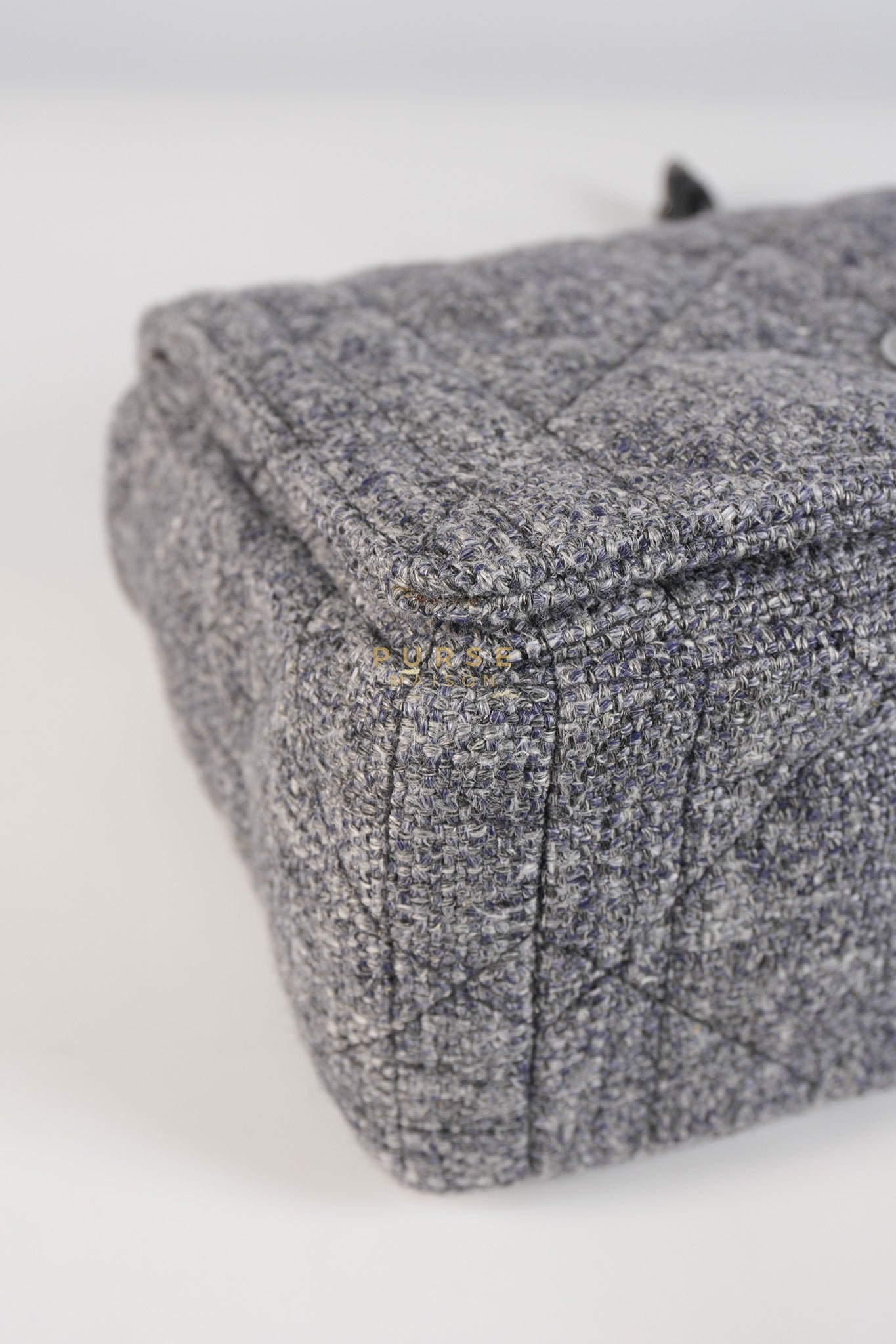 Caro Bag Medium in Macrocannage Quilted Linen | Purse Maison Luxury Bags Shop