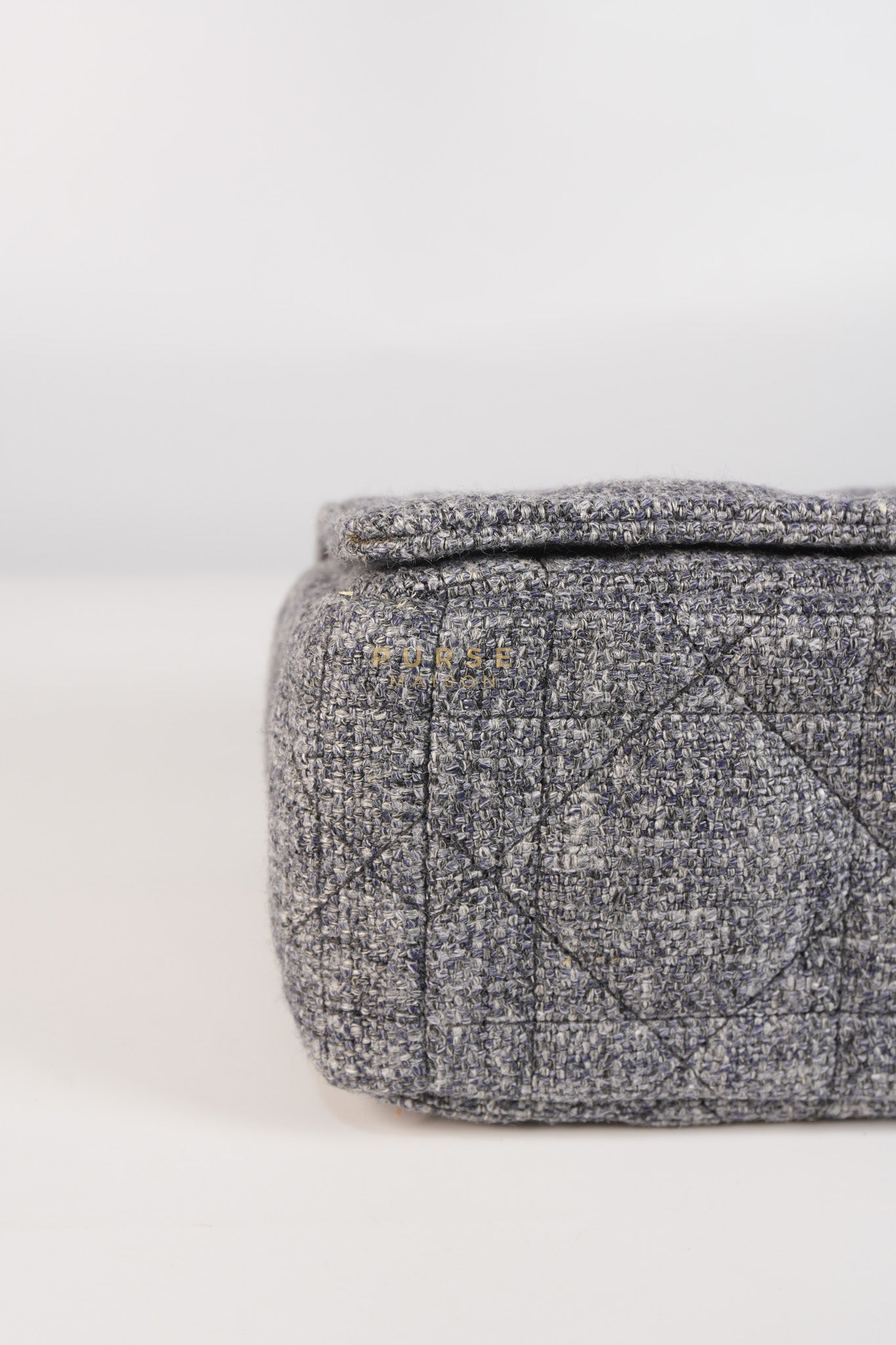 Caro Bag Medium in Macrocannage Quilted Linen | Purse Maison Luxury Bags Shop