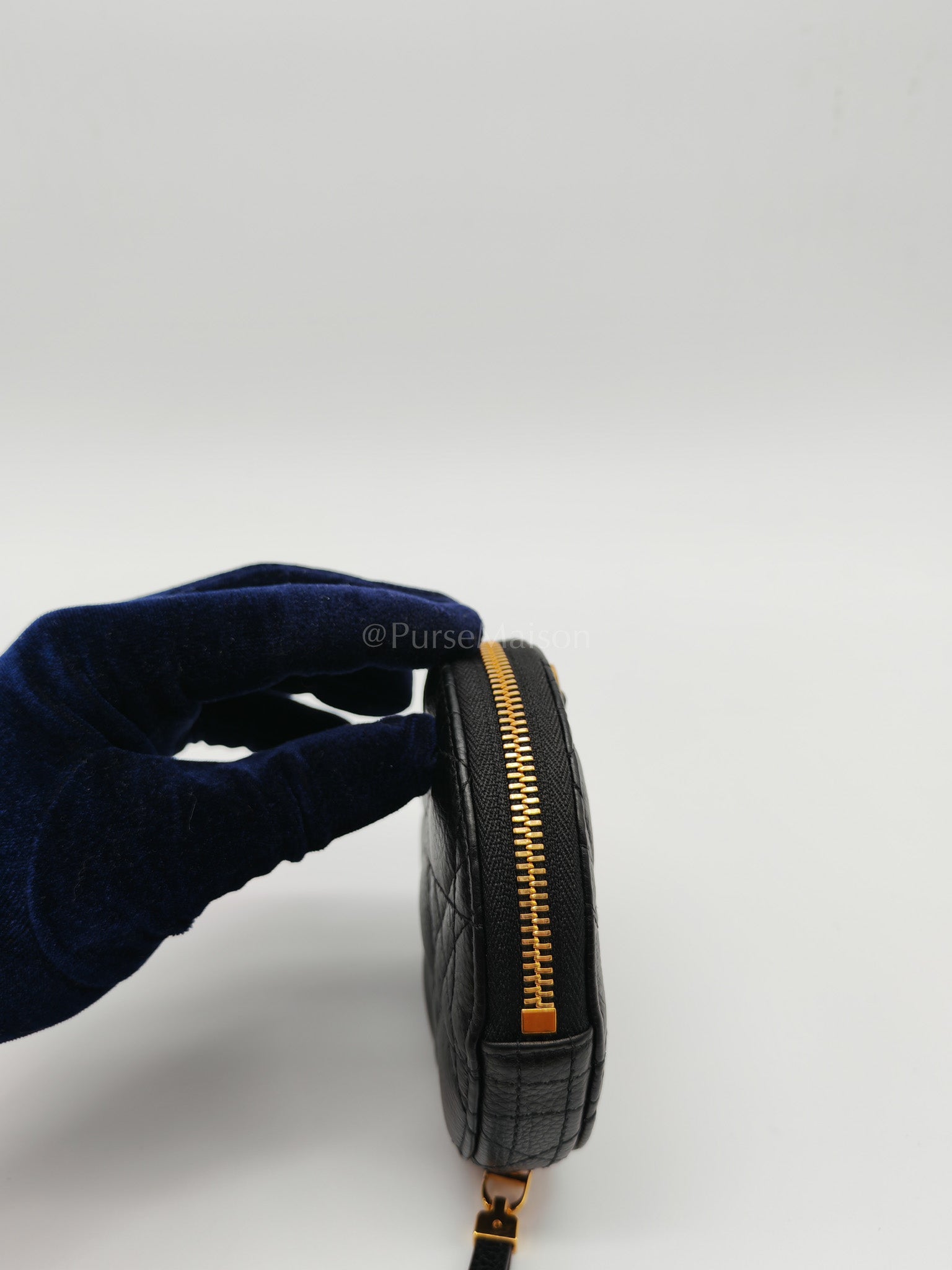 Caro Round Pouch in Black Cannage Calfskin Leather Chain Bag | Purse Maison Luxury Bags Shop