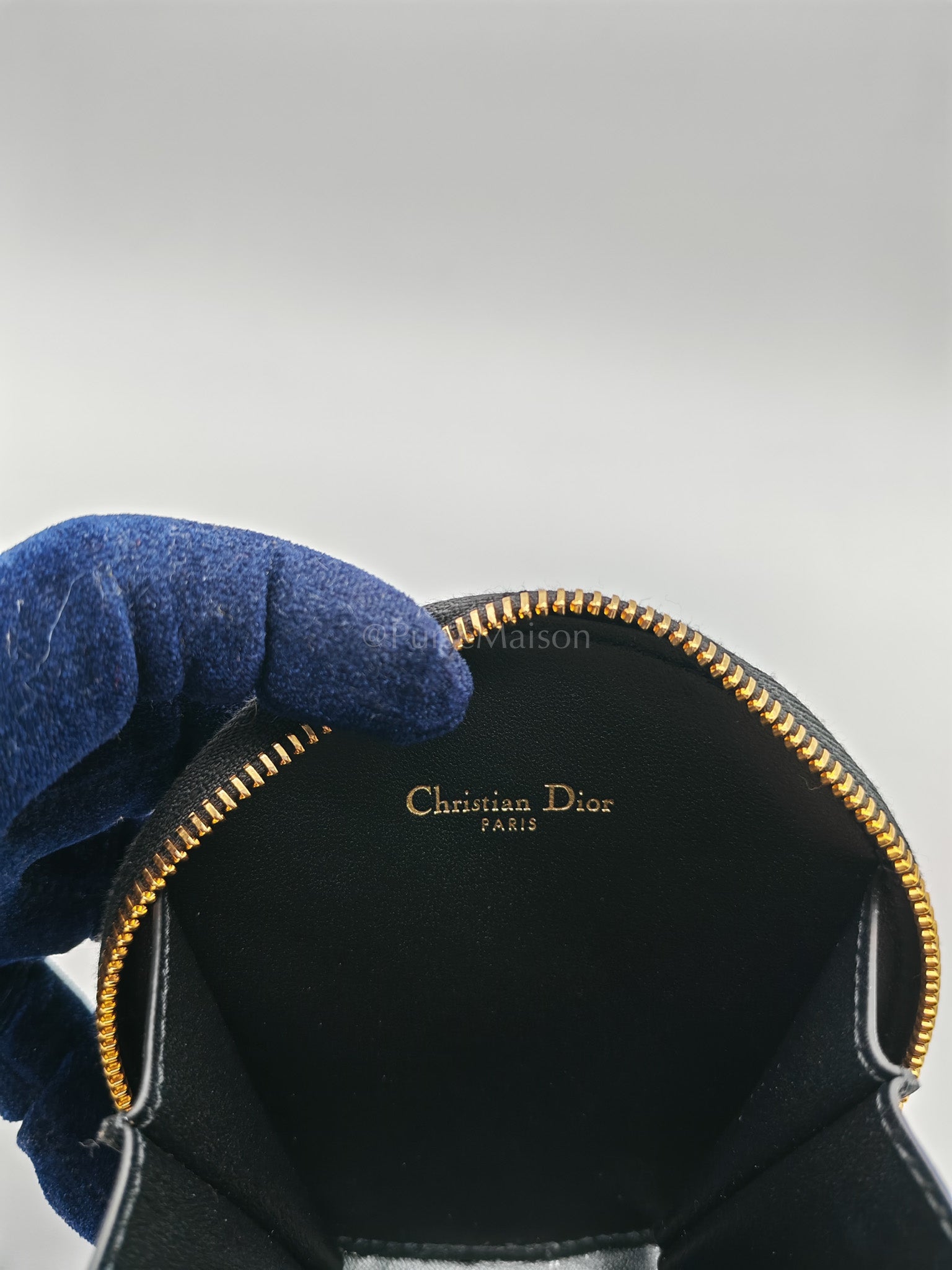 Caro Round Pouch in Black Cannage Calfskin Leather Chain Bag | Purse Maison Luxury Bags Shop