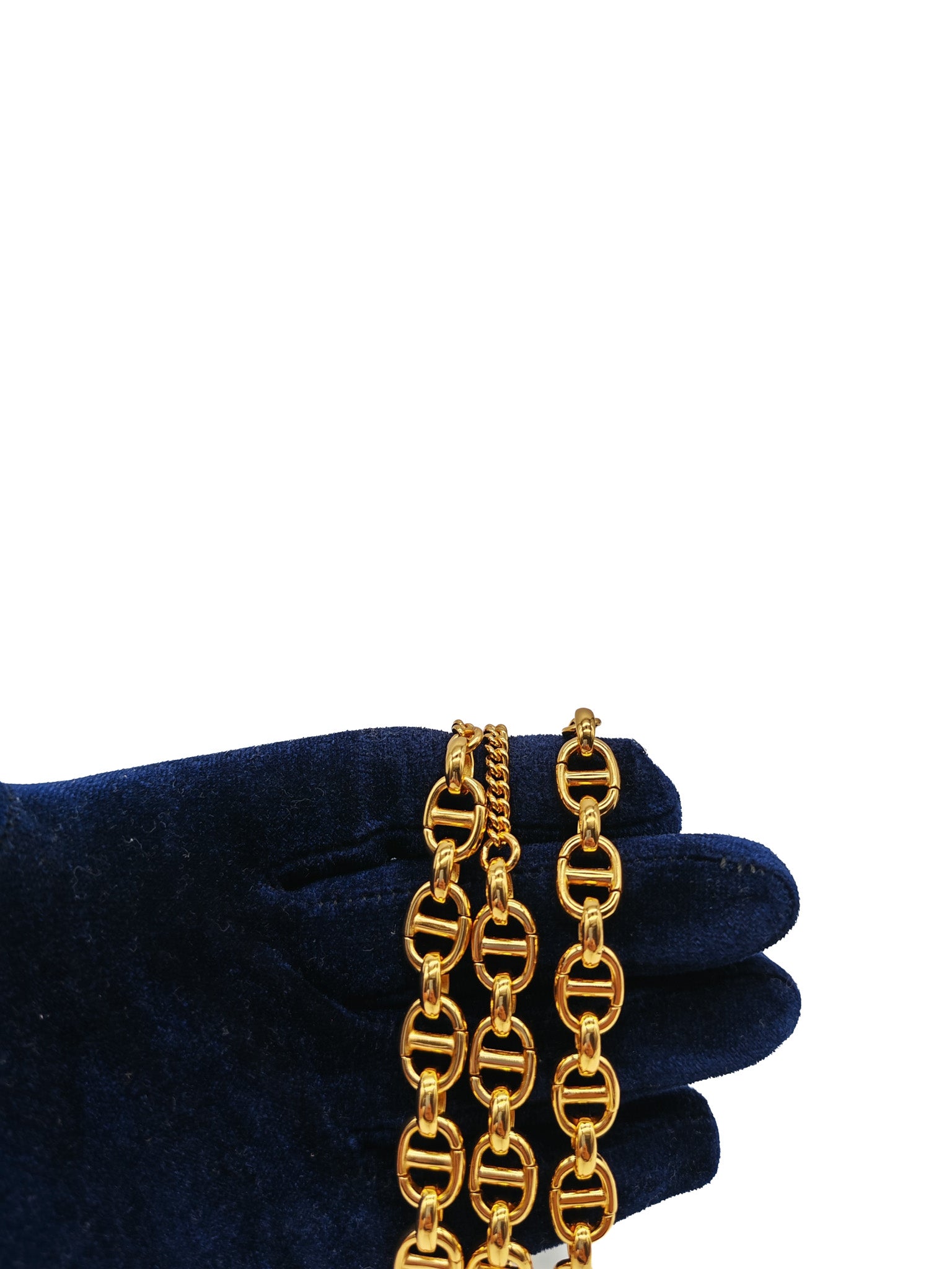 Caro Round Pouch in Black Cannage Calfskin Leather Chain Bag | Purse Maison Luxury Bags Shop