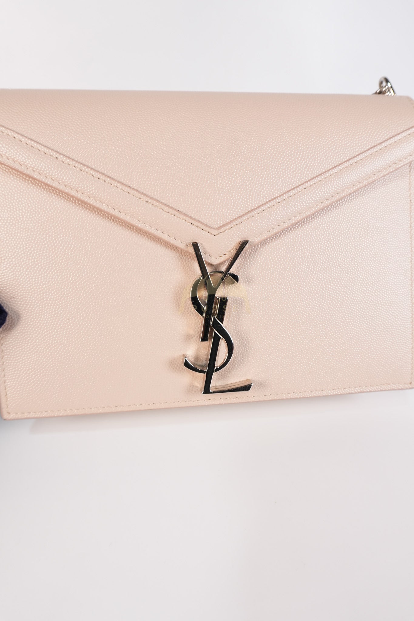 Cassandra Chain Flap Shoulder Bag in Pink Beige Grained Leather | Purse Maison Luxury Bags Shop