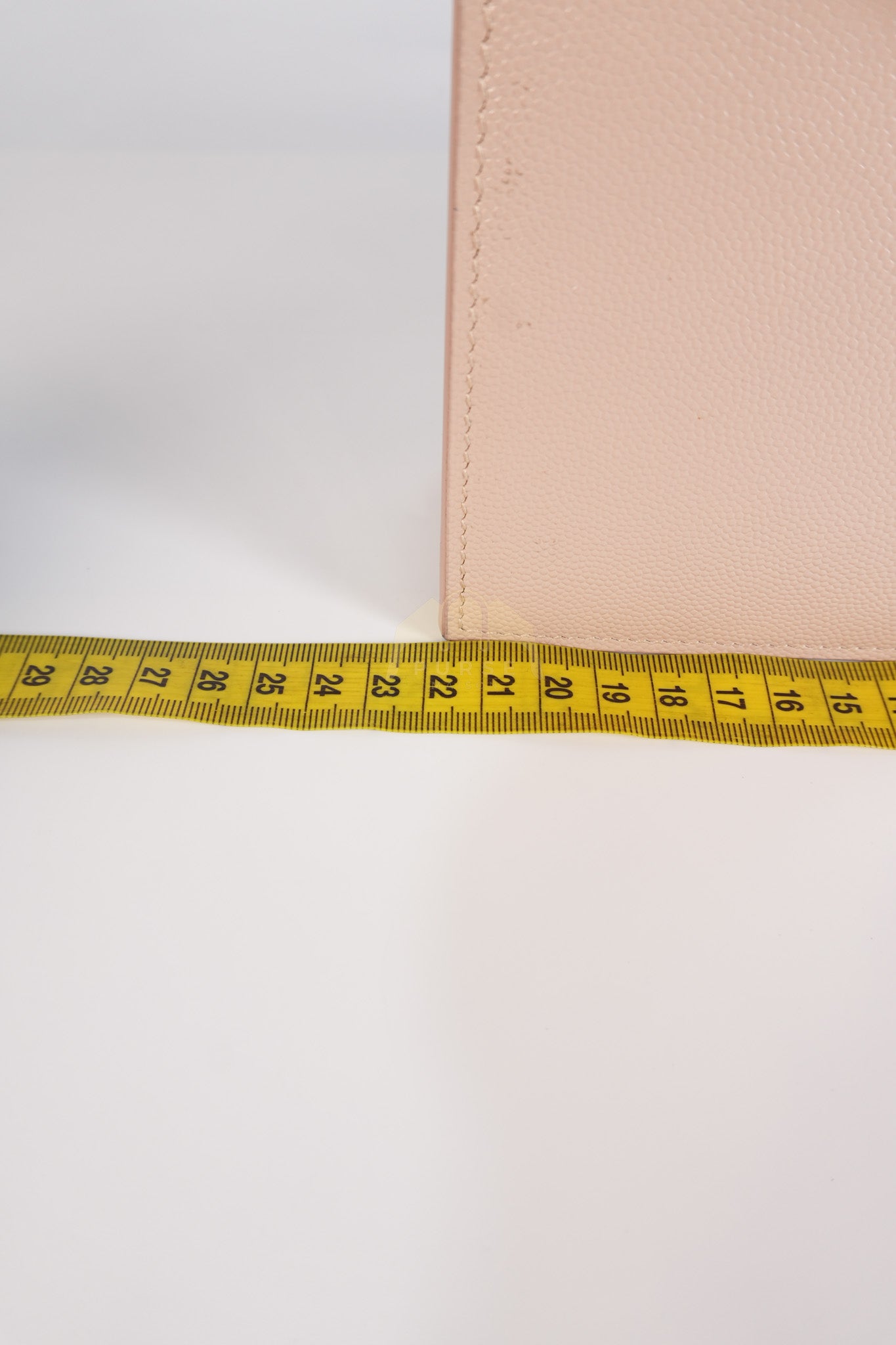 Cassandra Chain Flap Shoulder Bag in Pink Beige Grained Leather | Purse Maison Luxury Bags Shop