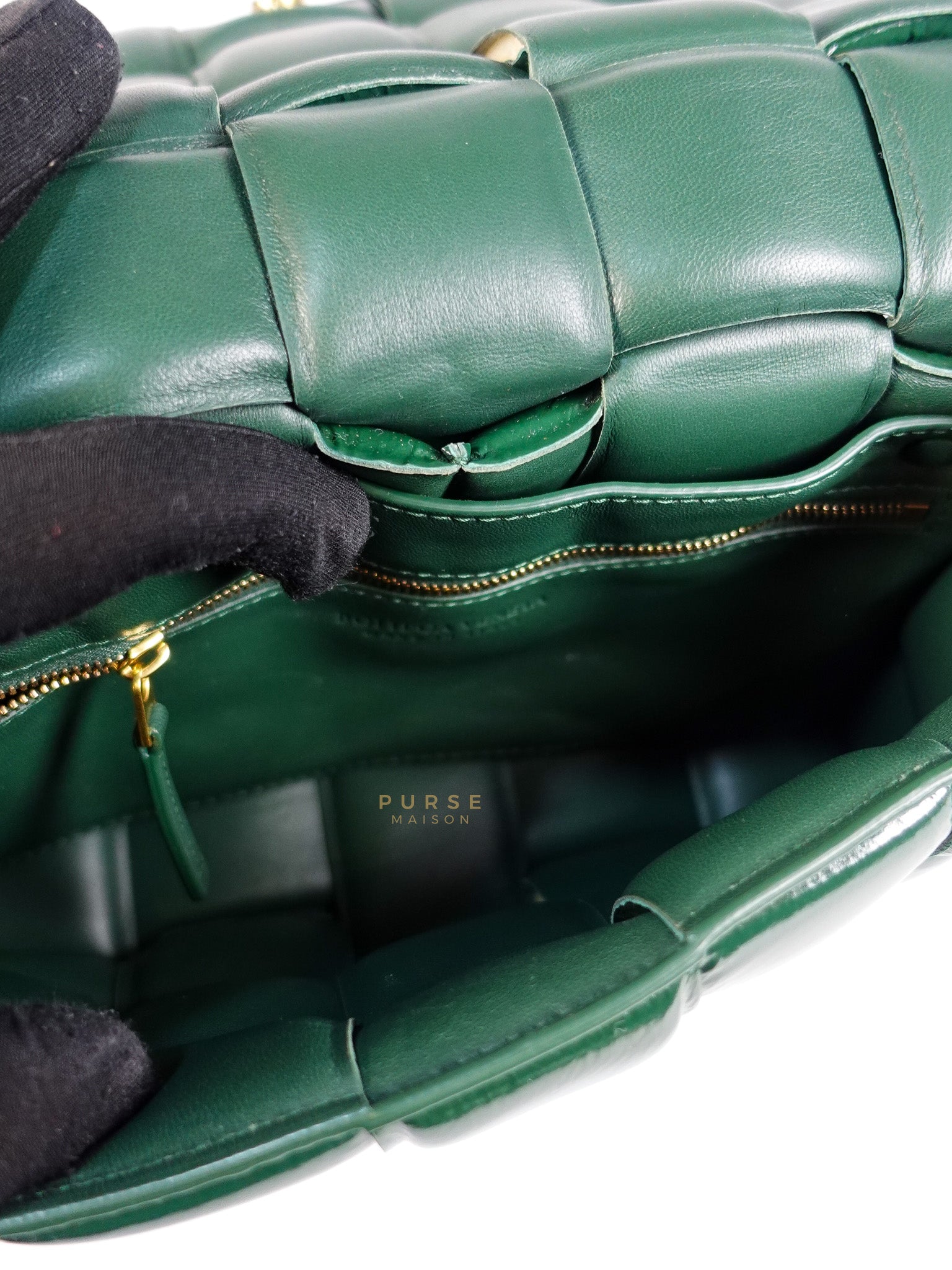 Cassette Padded Green Intercciato Crossbody Bag | Purse Maison Luxury Bags Shop