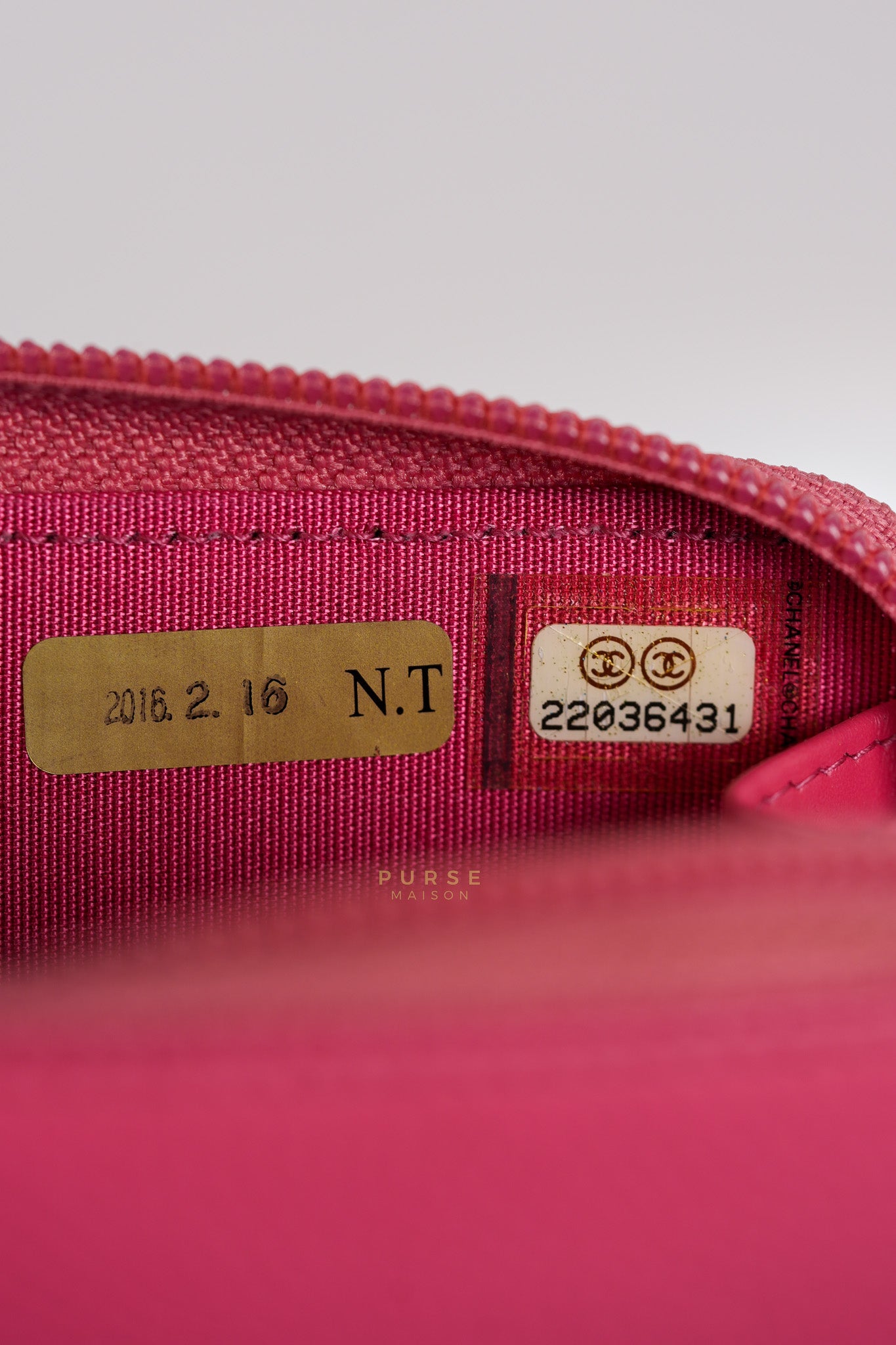 CC Card holder in Pink Caviar Leather & Silver Hardware (Series 22) | Purse Maison Luxury Bags Shop