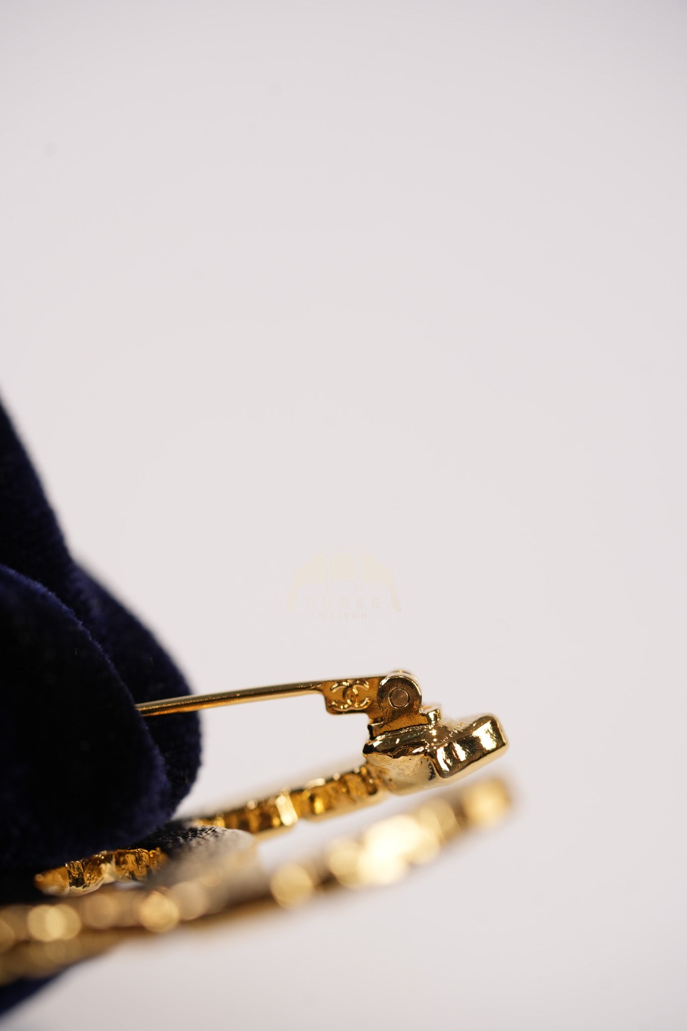 CC Gold Tone Brooch | Purse Maison Luxury Bags Shop
